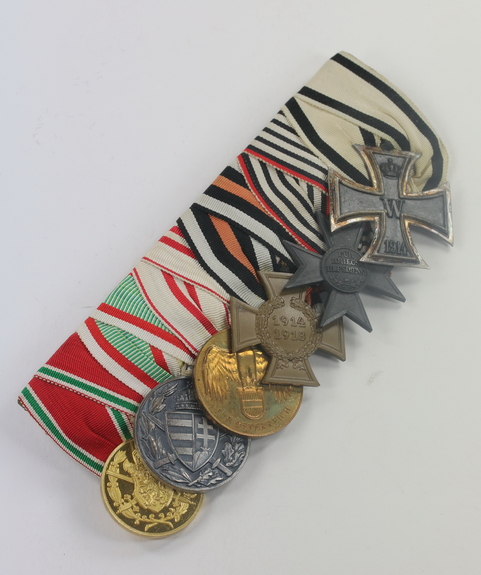 frackschnalle_6_x_nicht_k_mpfer_1_ Frackschnalle 6 X, Nicht Kämpfer (!) – Bild 1