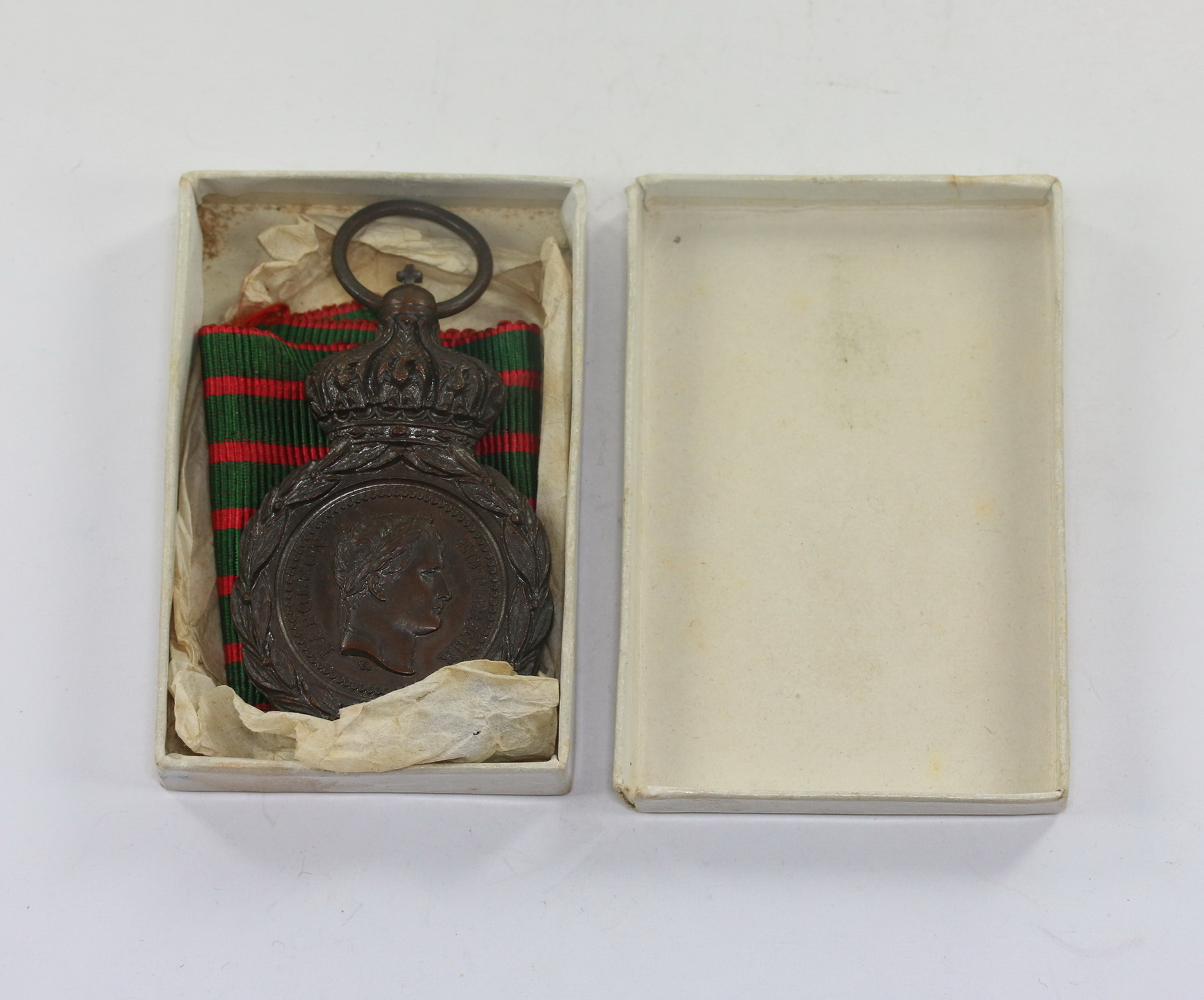 frankreich_sankt_helenamedaille_im_etui_1_ Frankreich, Sankt Helena-Medaille, im Etui – Bild 1