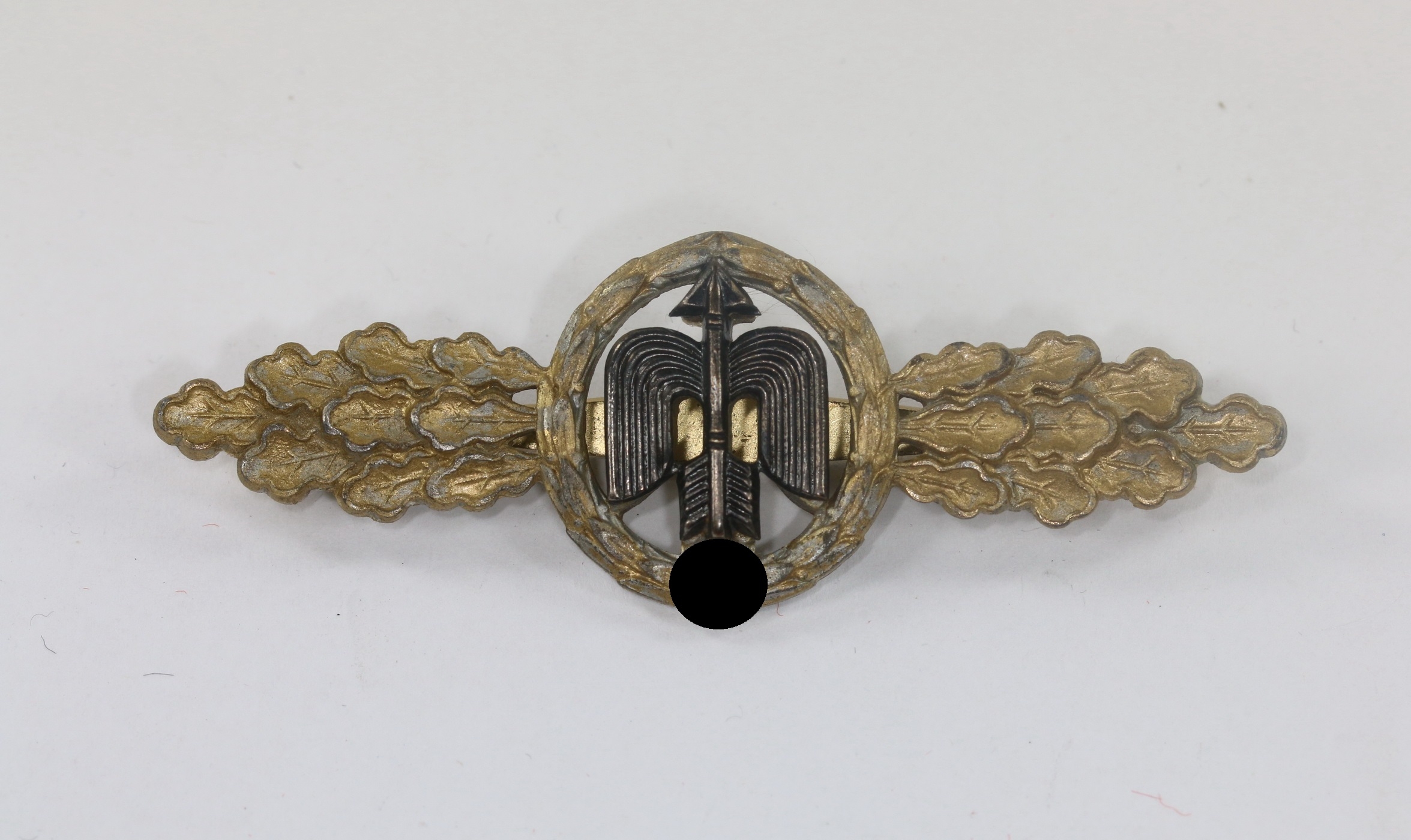 Frontflugspange für Jäger in Gold, Hst. G.H. Osang Dresden – Bild 1