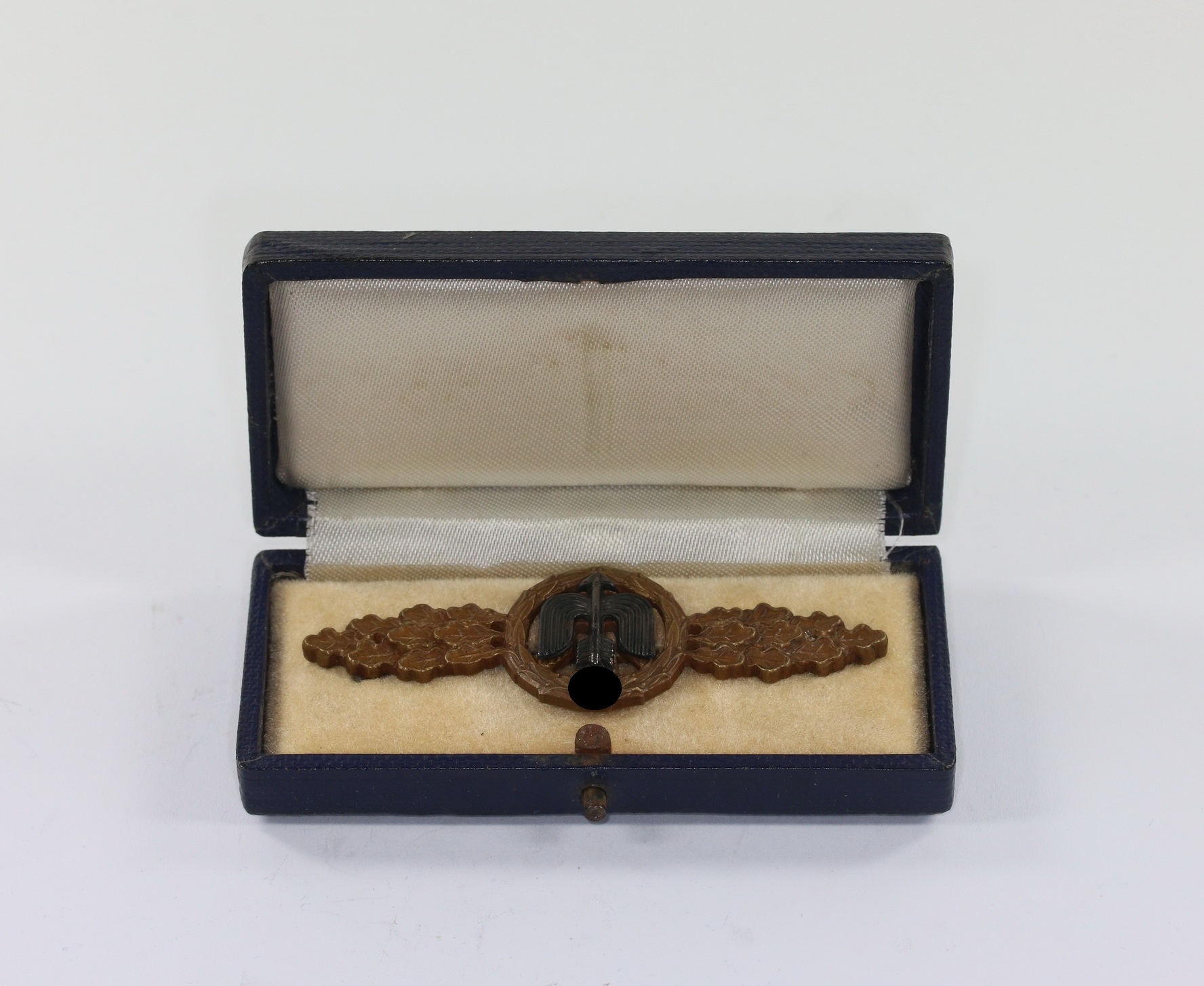 frontflugspange_jaeger_in_bronze_im_etui_1__1 Frontflugspange für Jäger in bronze, im Etui – Bild 1