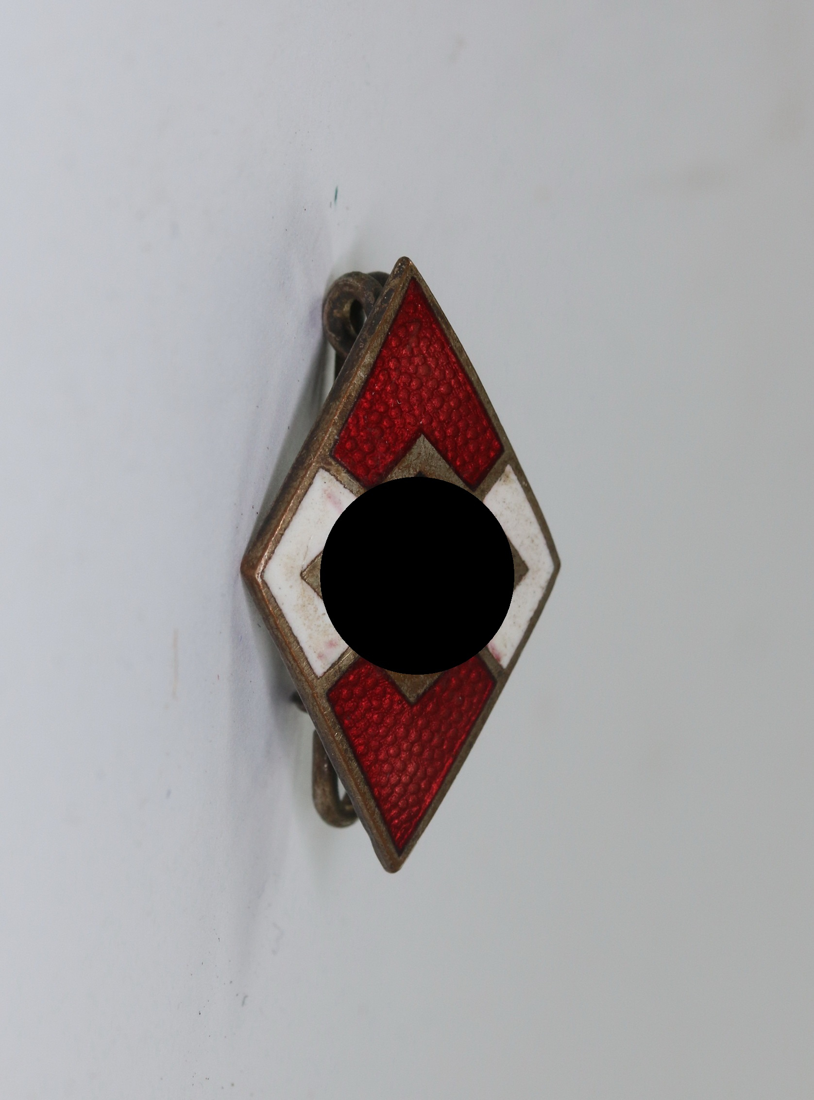 Hitlerjugend (HJ), Mitgliedsabzeichen/Raute, Hst. RZM 18 (Gold-und Silber-Scheide-Anstalt, Oberstein a. d. N.) – Bild 1