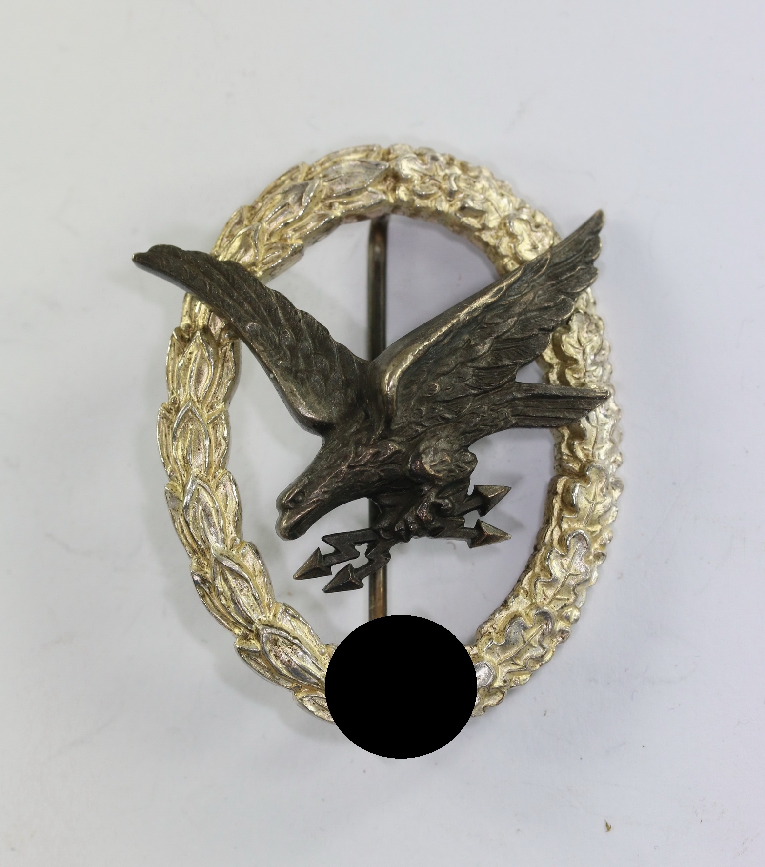 img_0263_bildgr_e_ndern_2 Fliegerschützenabzeichen der Luftwaffe mit Blitzbündel, Hst. Deumer – Bild 1