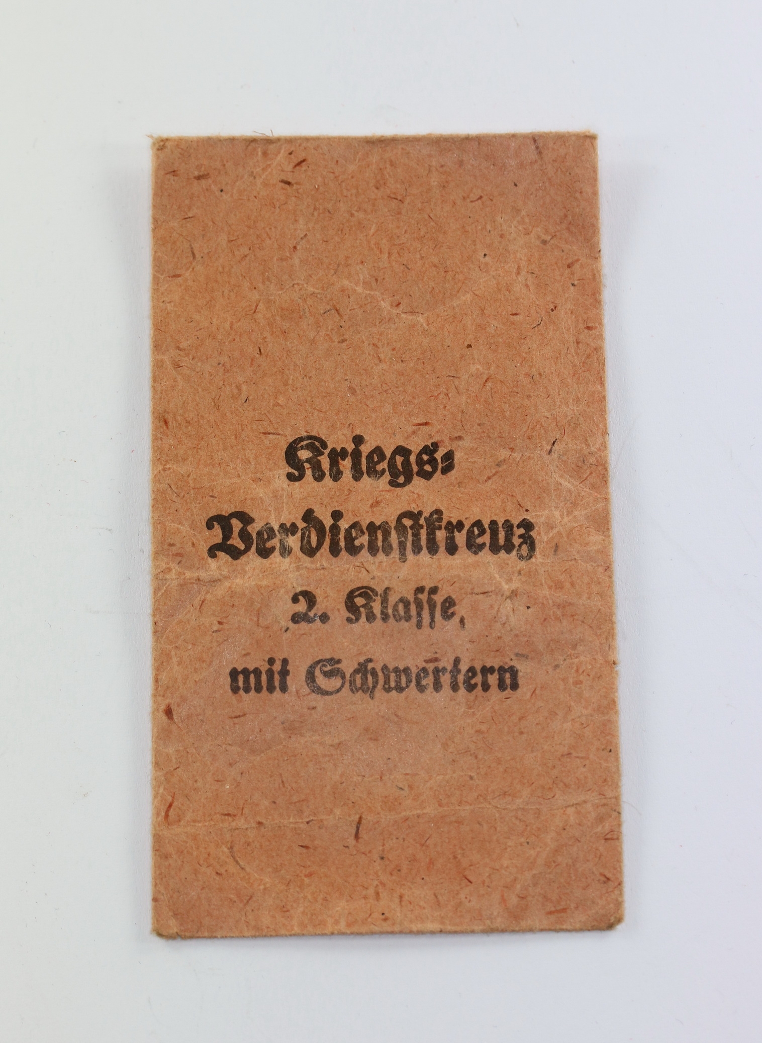 img_0971_bildgr_e_ndern_2 Verleihungstüte Kriegsverdienstkreuz 2. Klasse mit Schwertern, C.E. Juncker – Bild 1