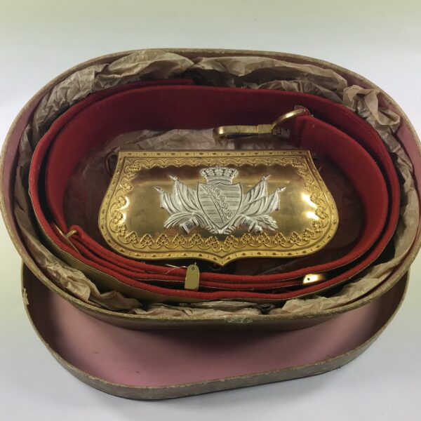 Sachsen (Königreich), Kartuschkasten mit Bandolier für Offiziere der Feldartillerie, in Schachtel