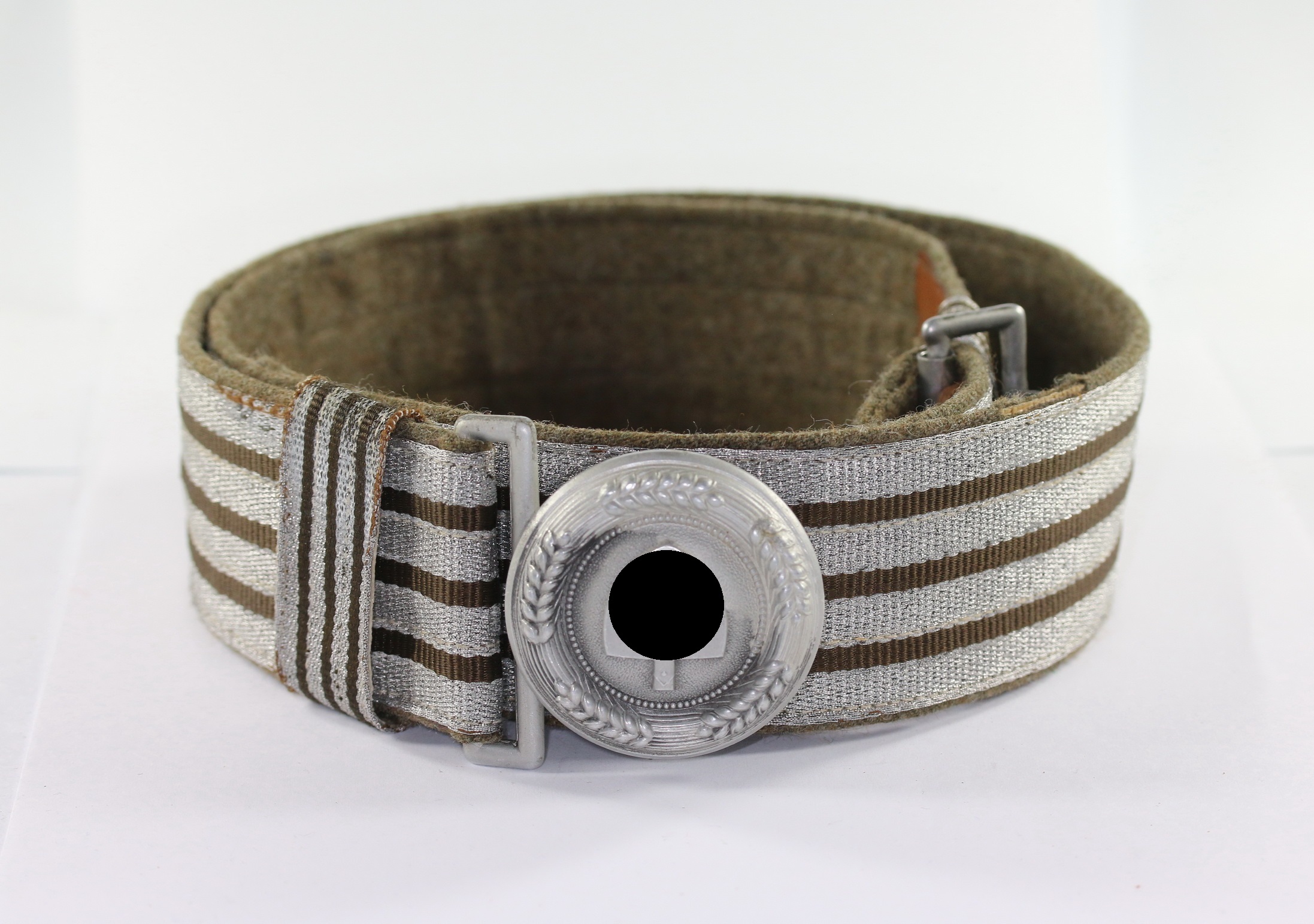 img_2264_bildgr_e_ndern_2 Reichsarbeitsdienst (RAD), Feldbinde für Führer, Hst. A DRGM – Bild 1