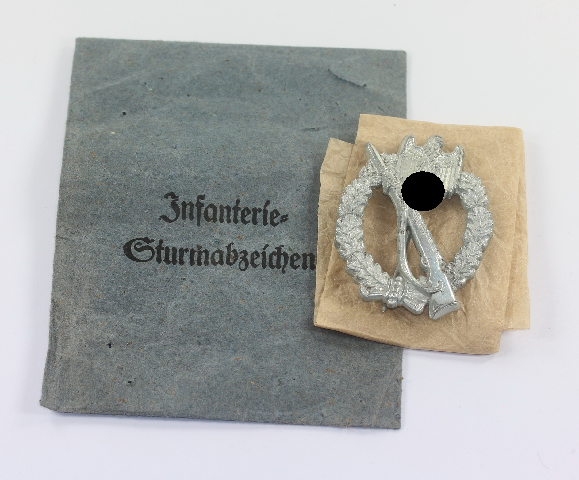 Infanterie Sturmabzeichen in Silber, Hst. f.o., in Verleihungstüte Friedrich Orth, Wien 56 – Bild 1