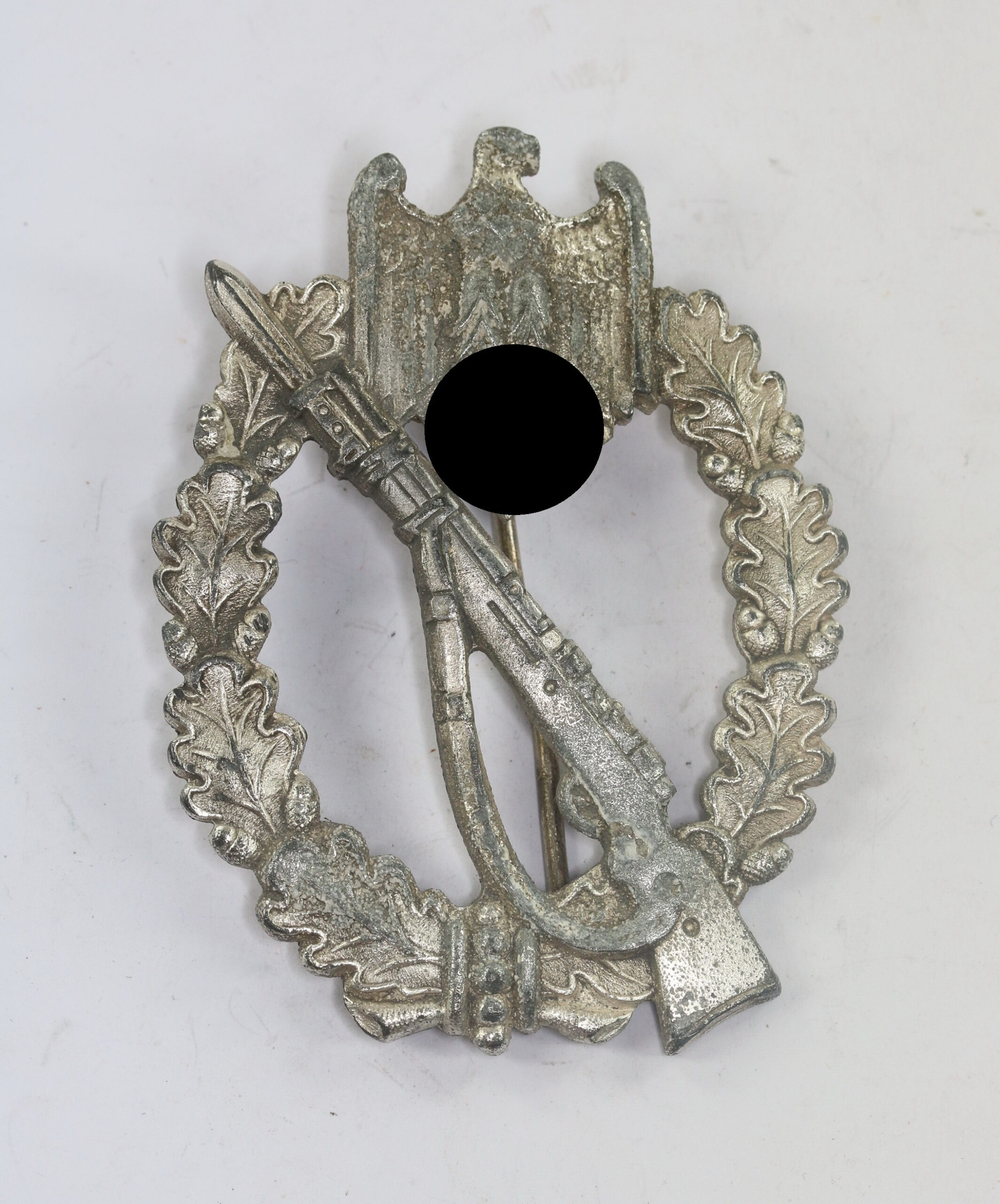 Infanterie-Sturmabzeichen in Silber, Hst. CW (Carl Wild, Hamburg) – Bild 1