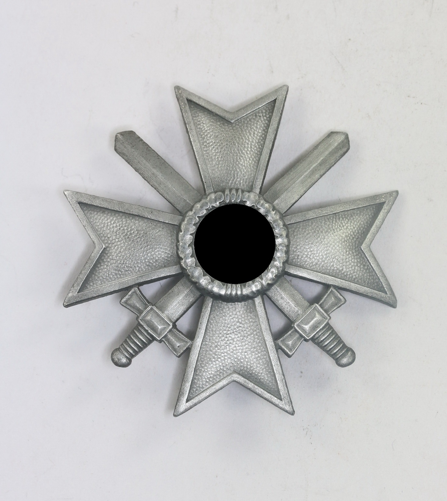 Kriegsverdienstkreuz 1. Klasse mit Schwertern, Hst. L/21 (Förster & Barth, Pforzheim) – Bild 1