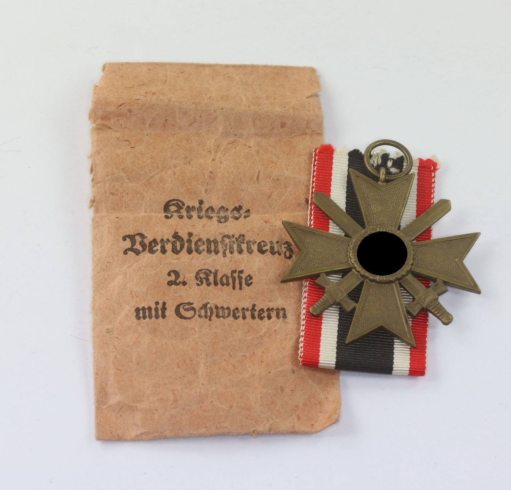  Kriegsverdienstkreuz 2. Klasse mit Schwertern, in Verleihungstüte Förster & Barth Pforzheim / Baden – Bild 1