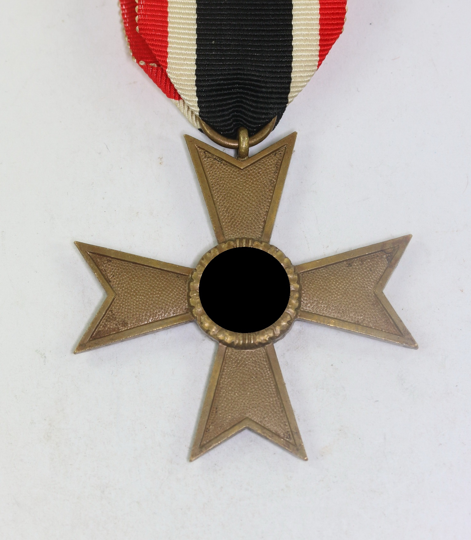 Kriegsverdienstkreuz 2. Klasse (ohne Schwerter), Hst. 50 (Karl Gschiermeister, Wien) – Bild 1