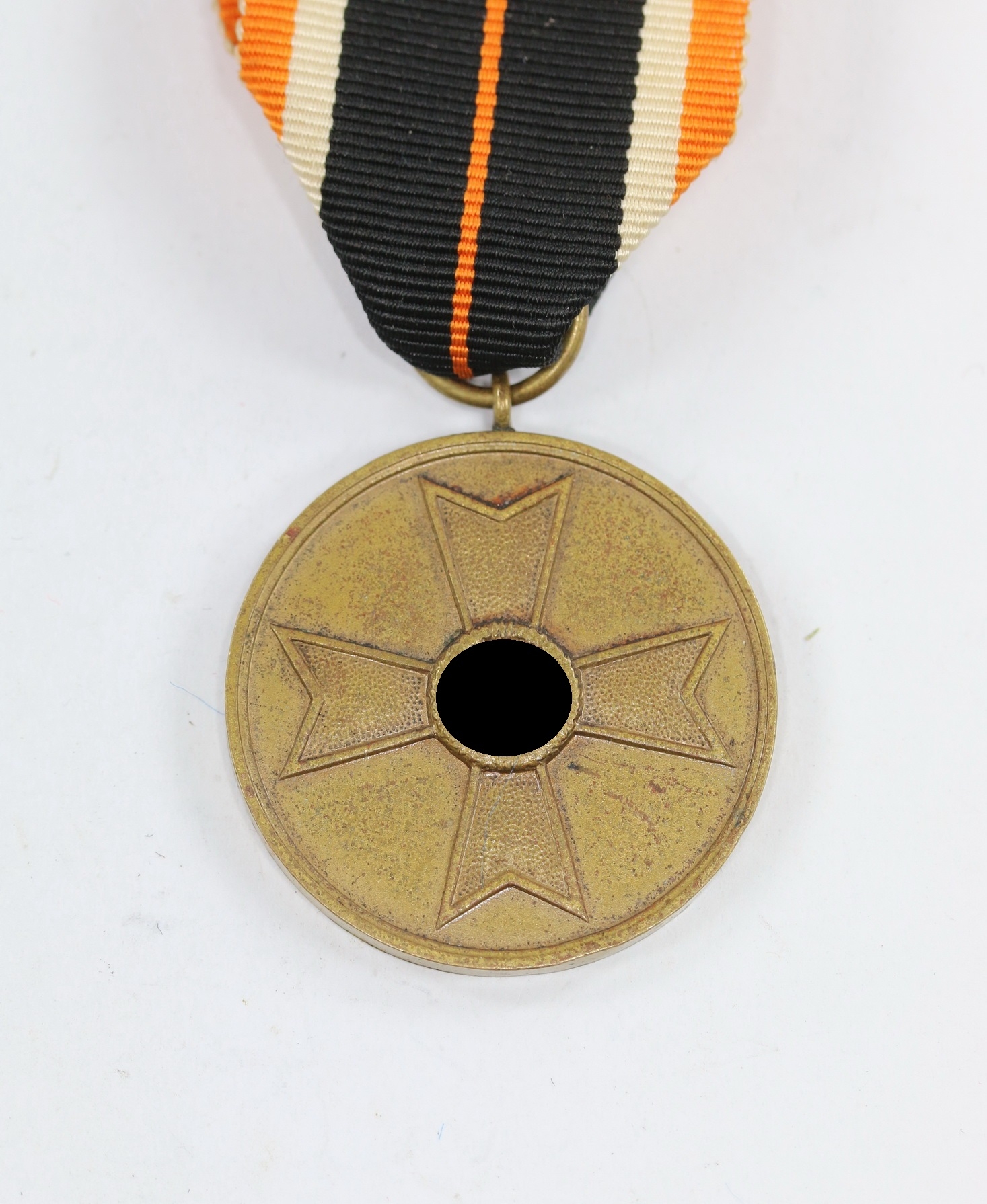 kriegsverdienstmedaille_f_r_kriegsverdienst_1939_oranges_band_1__1 Kriegsverdienstmedaille, "Für Kriegsverdienst 1939", oranges Band – Bild 1