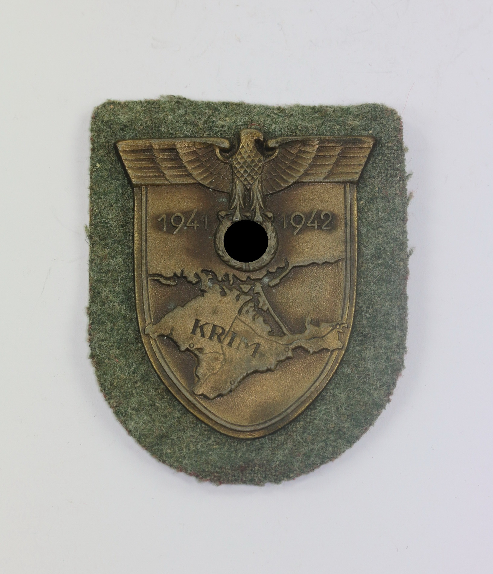 krimschild_auf_heeresstoff_wilhelm_deumer_l_denscheid_typ_3_1__1 Krimschild auf Heeresstoff, Wilhelm Deumer, Lüdenscheid (Typ 3.1) – Bild 1