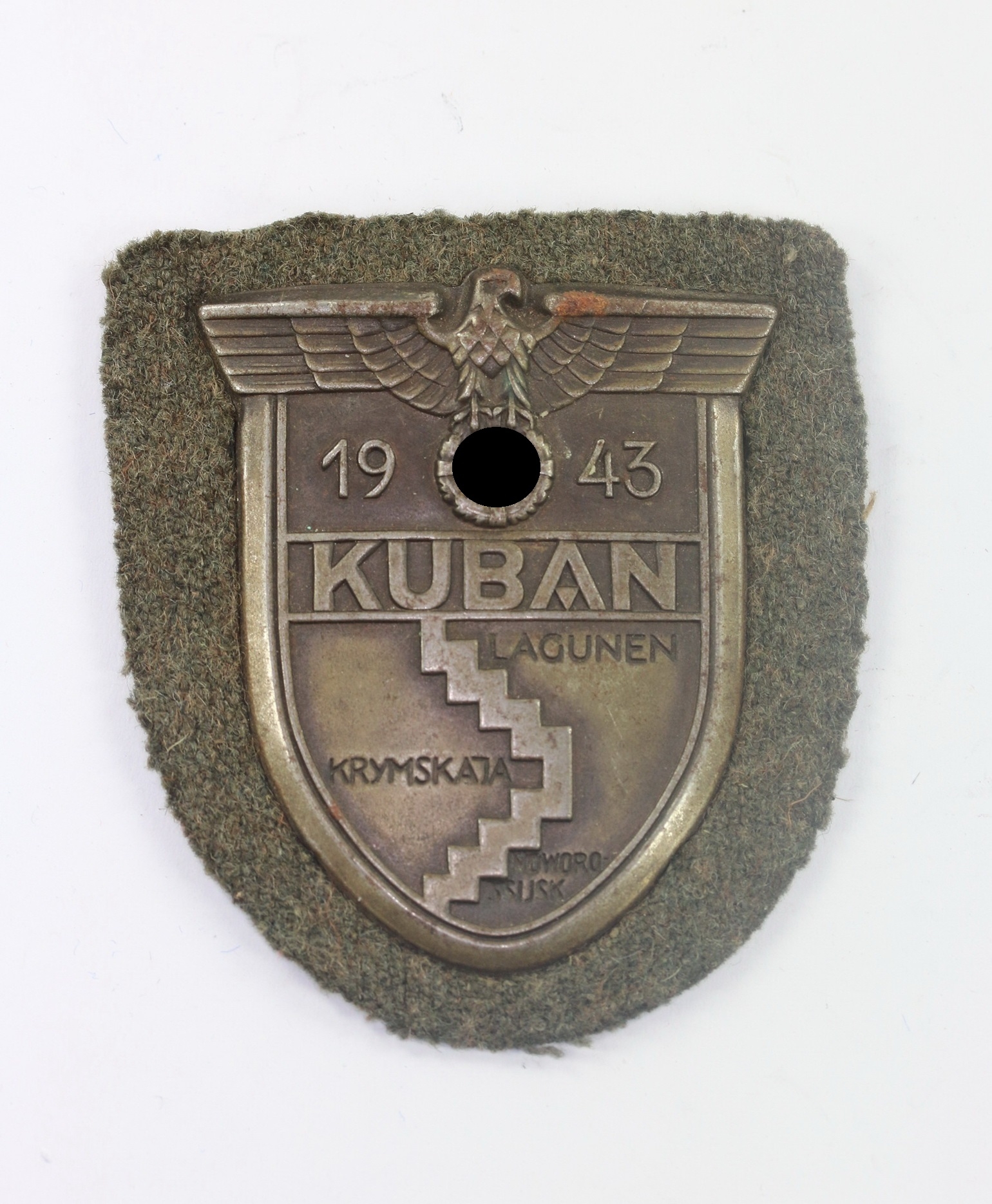 kubanschild_auf_heeresstoff_3__1_1 Kubanschild auf Heeresstoff – Bild 1