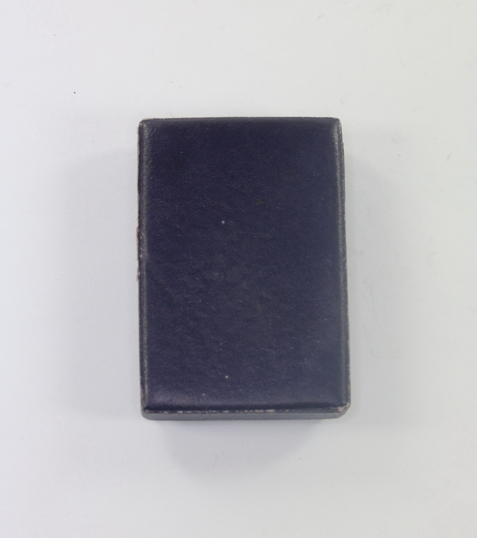 ldo_schachtel_verwundetenabzeichen_in_schwarz_v LDO Schachtel Verwundetenabzeichen in Schwarz, V.-A. Sch. L/54 – Bild 1