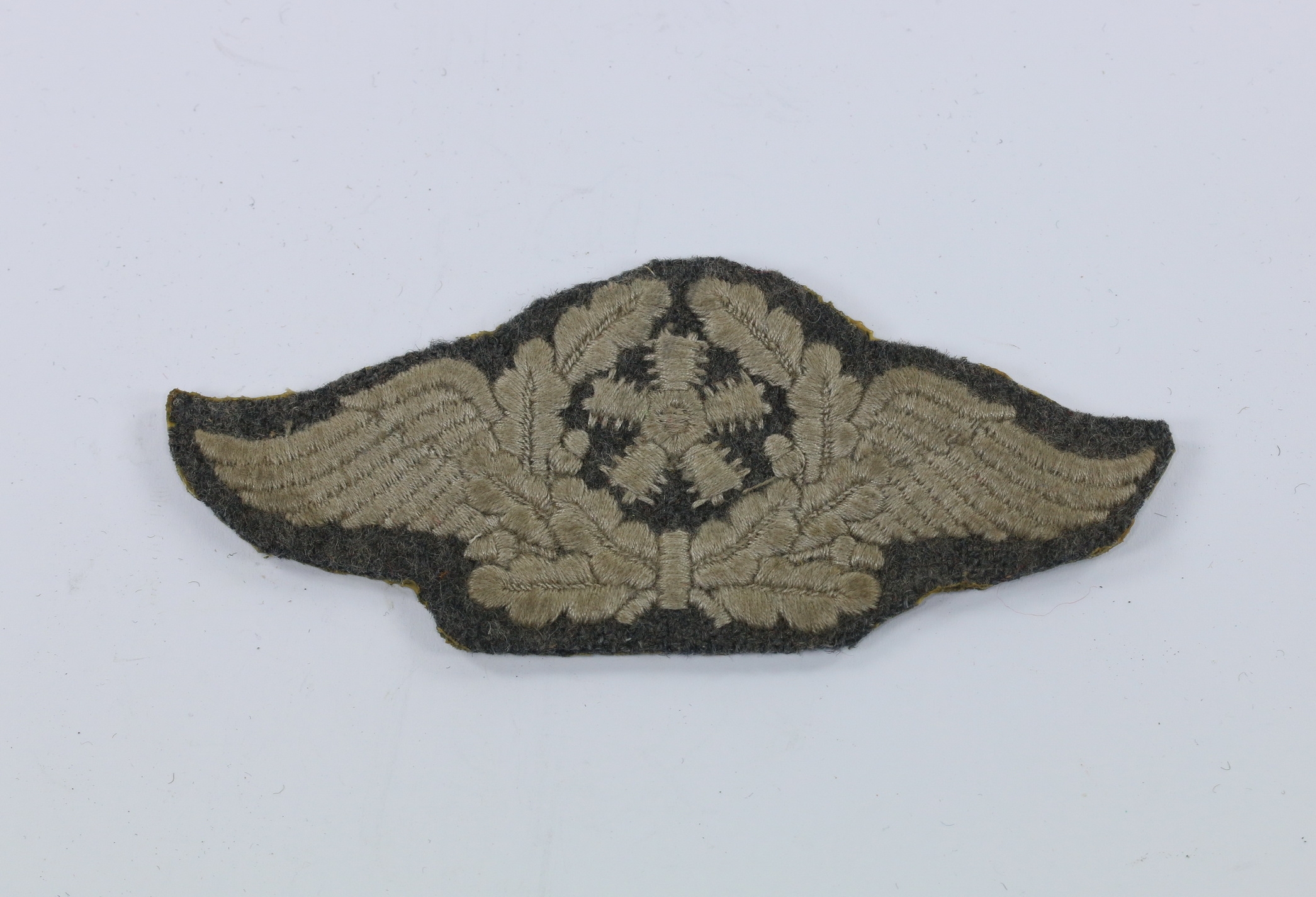 luftwaffe_rmelabzeichen_f_r_fliegertechnisches_personal_1_ Luftwaffe, Ärmelabzeichen für fliegertechnisches Personal – Bild 1