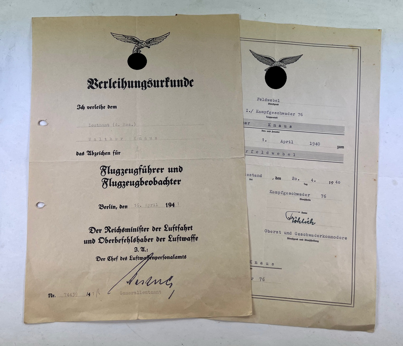 luftwaffe_verleihungsurkunde_doppelabzeichen_bestallungsurkunde_kampfgeschwader_76_1__1 Luftwaffe, Verleihungsurkunde Doppelabzeichen + Bestallungsurkunde, Kampfgeschwader 76 – Bild 1