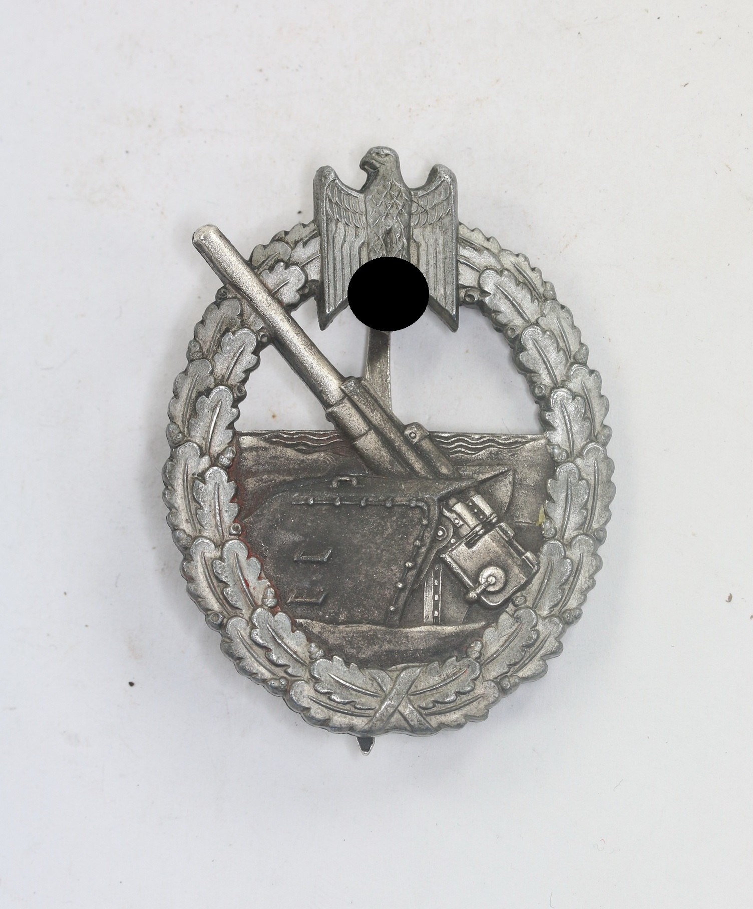 Marineartillerie Abzeichen, Hst. L/56 (Funcke & Brüninghaus, Lüdenscheid) – Bild 1