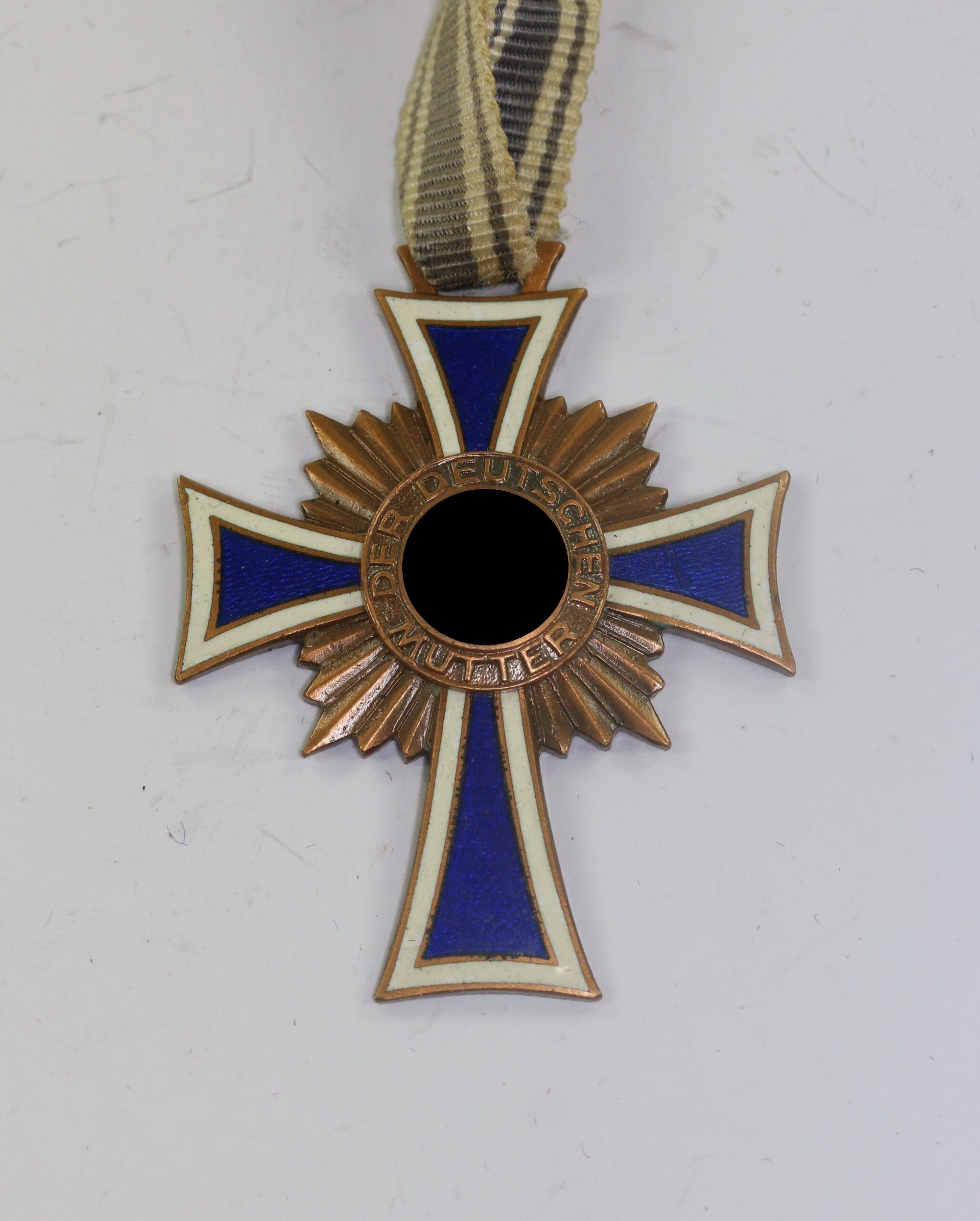 mutterkreuz_in_bronze_3 Mutterkreuz in Bronze (3. Stufe) – Bild 1