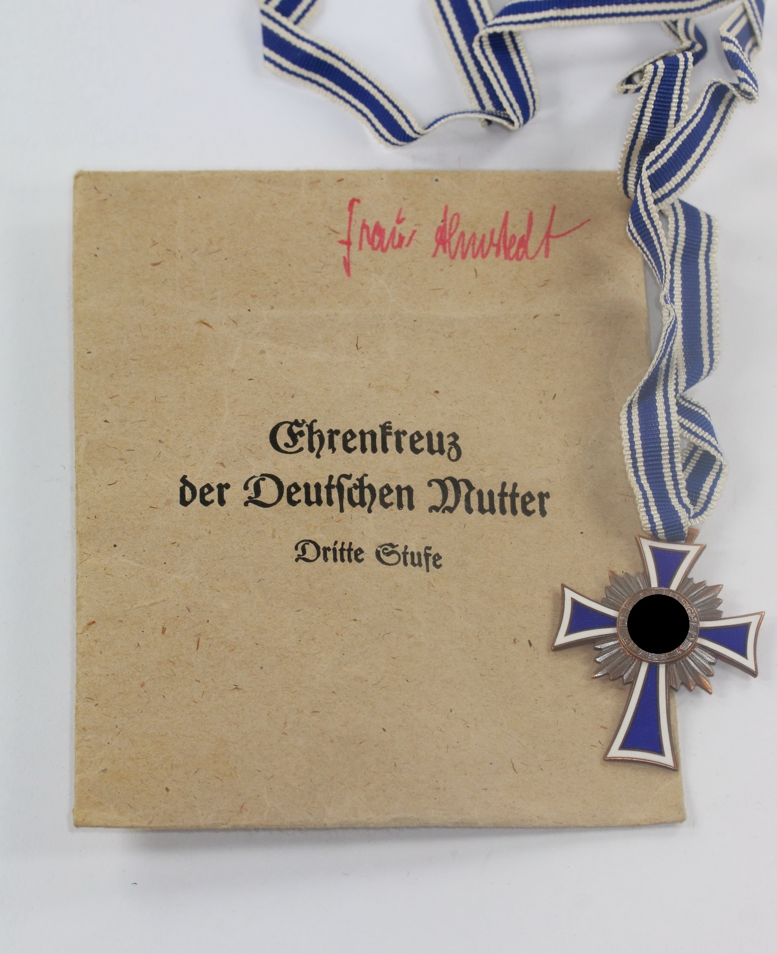 mutterkreuz_in_bronze_in_verleihungst_tei_gottl Mutterkreuz in Bronze, in Verleihungstütei, Gottl. Fr. Keck & Sohn Pforzheim – Bild 1