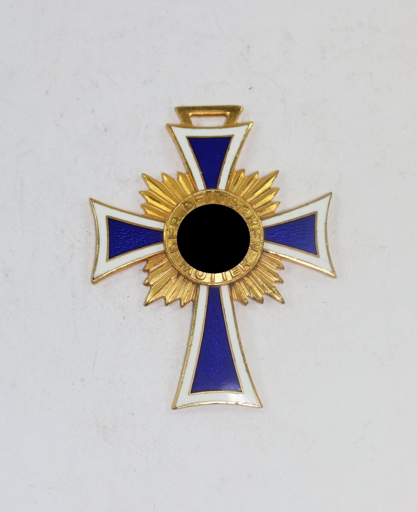 mutterkreuz_in_gold_1__3 Mutterkreuz in Gold – Bild 1