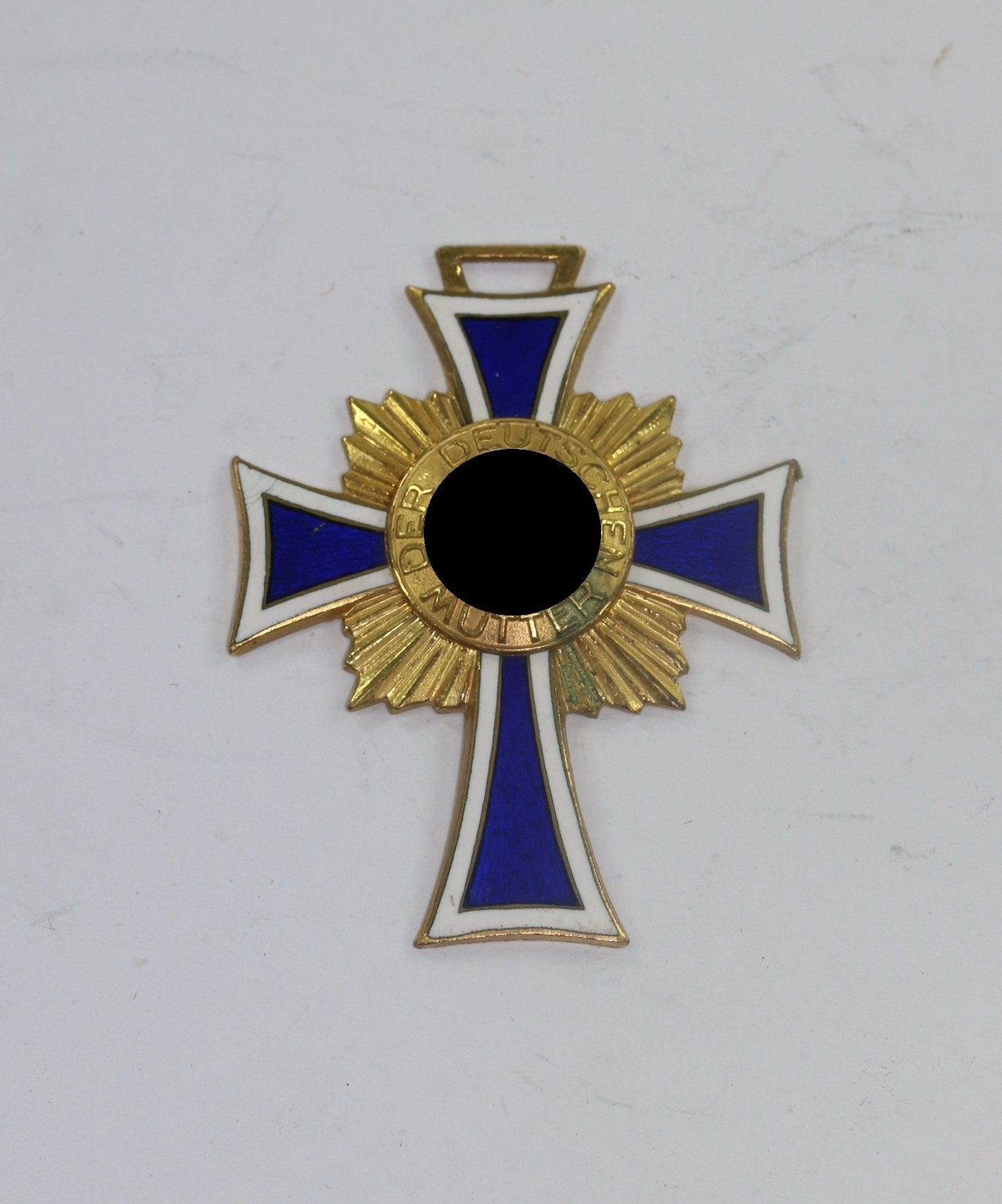 mutterkreuz_in_gold_der_deutschen_mutter_1__22 Mutterkreuz in Gold, "Der Deutschen Mutter" – Bild 1