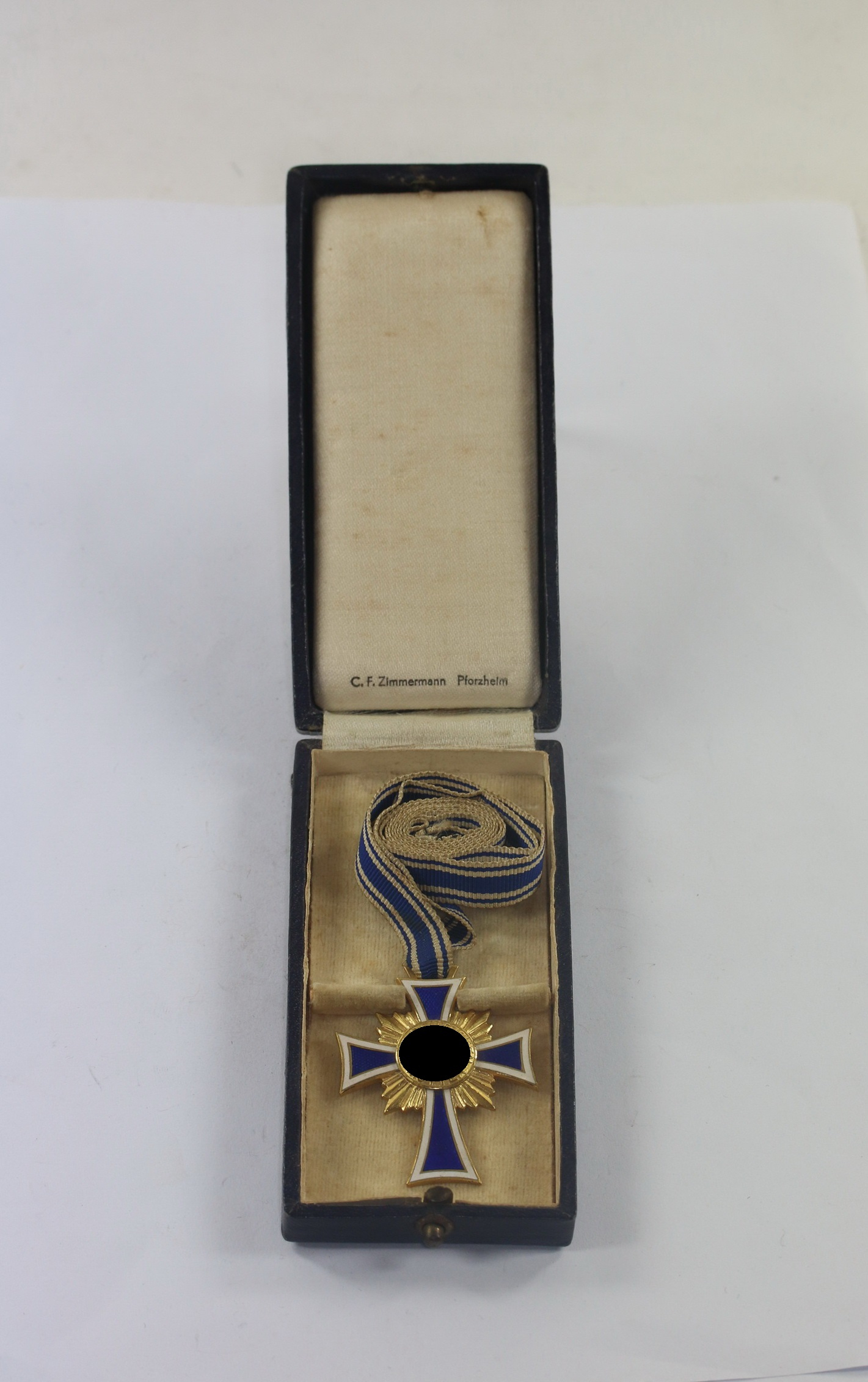 Mutterkreuz in Gold, im Etui, C.F. Zimmermann Pforzheim – Bild 1