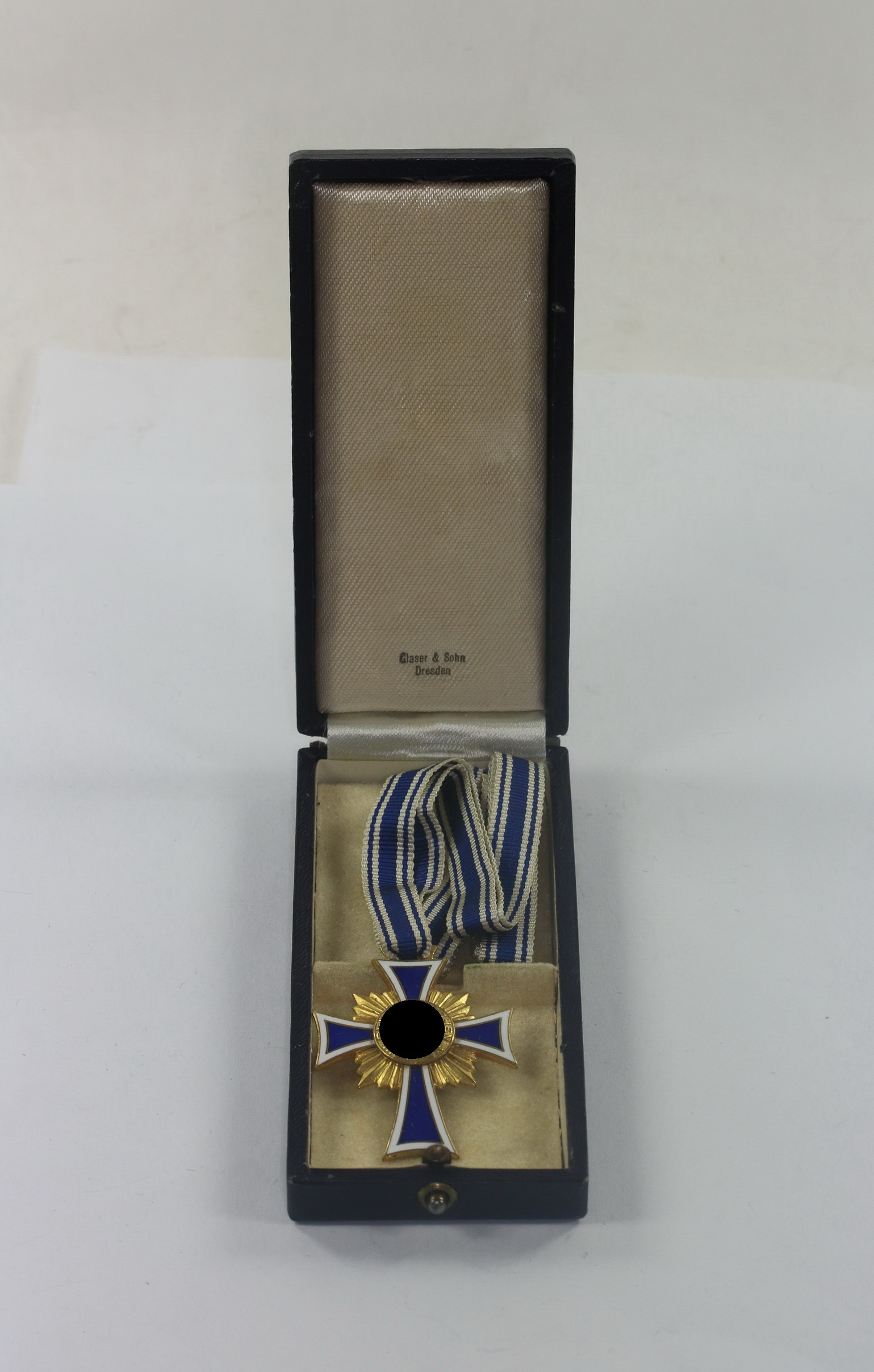 mutterkreuz_in_gold_im_etui_glaser_sohn_dresden_1__5 Mutterkreuz in Gold, im Etui, Glaser & Sohn Dresden – Bild 1