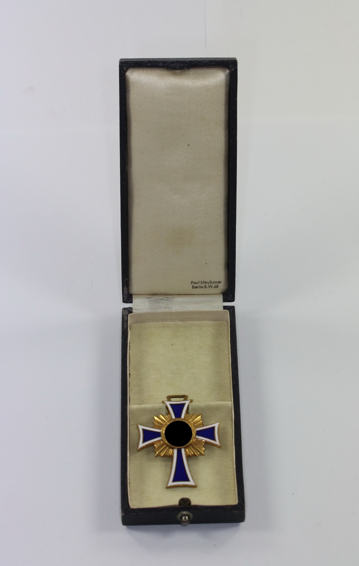 mutterkreuz_in_gold_im_etui_paul_meybauer_berlin_s Mutterkreuz in Gold, im Etui, Paul Meybauer Berlin S.W. 68 – Bild 1