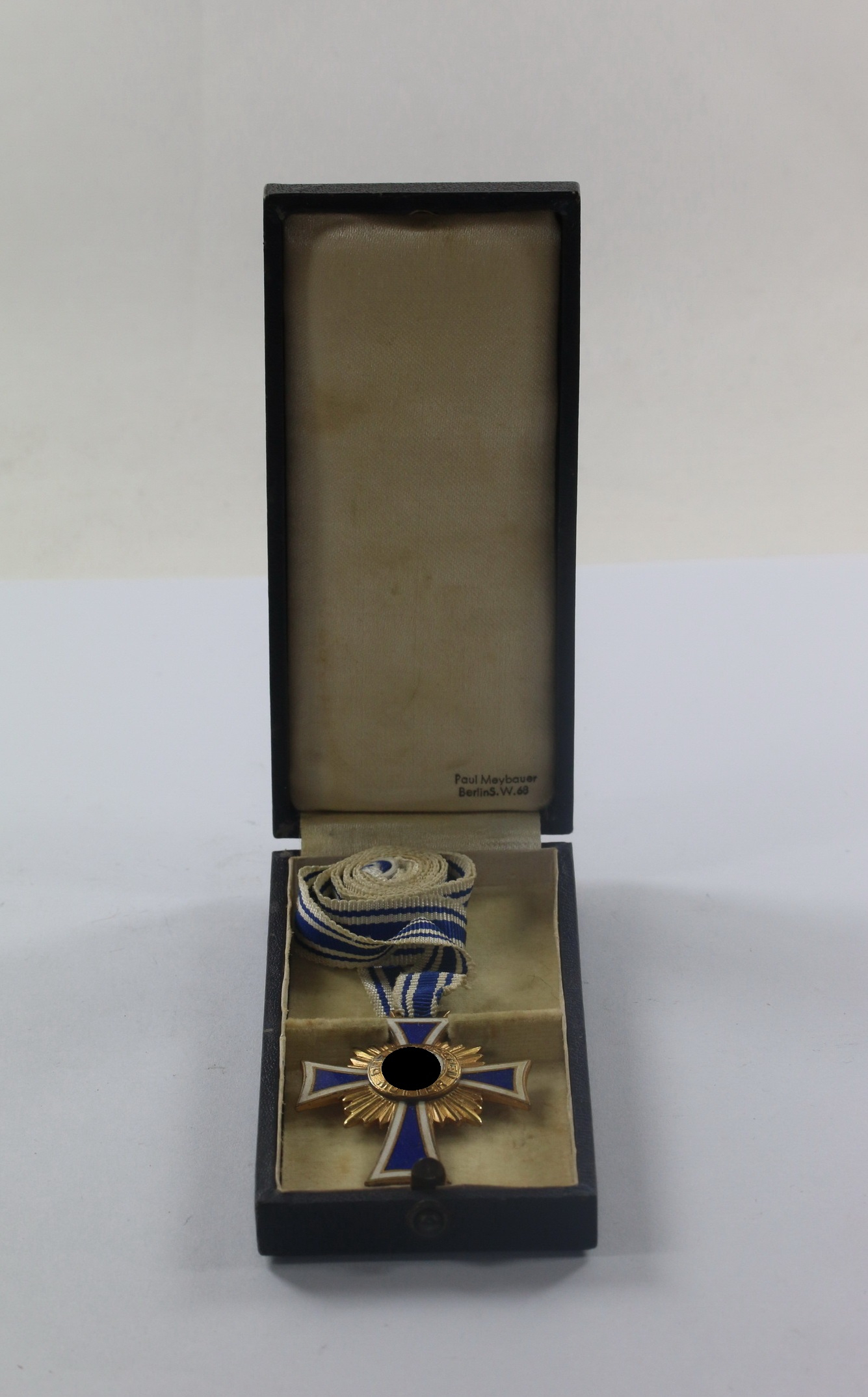 mutterkreuz_in_gold_im_etui_paul_meybauer_berlin_s Mutterkreuz in Gold, im Etui, Paul Meybauer Berlin S.W.68 – Bild 1