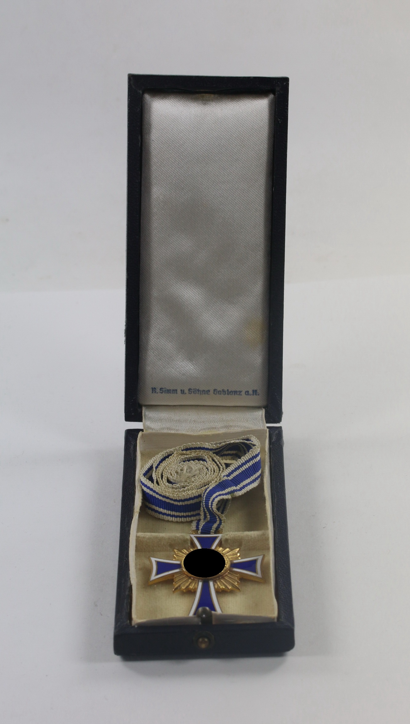 mutterkreuz_in_gold_im_etui_r Mutterkreuz in Gold, im Etui R. Simm u. Söhne Gablonz a.N. – Bild 1