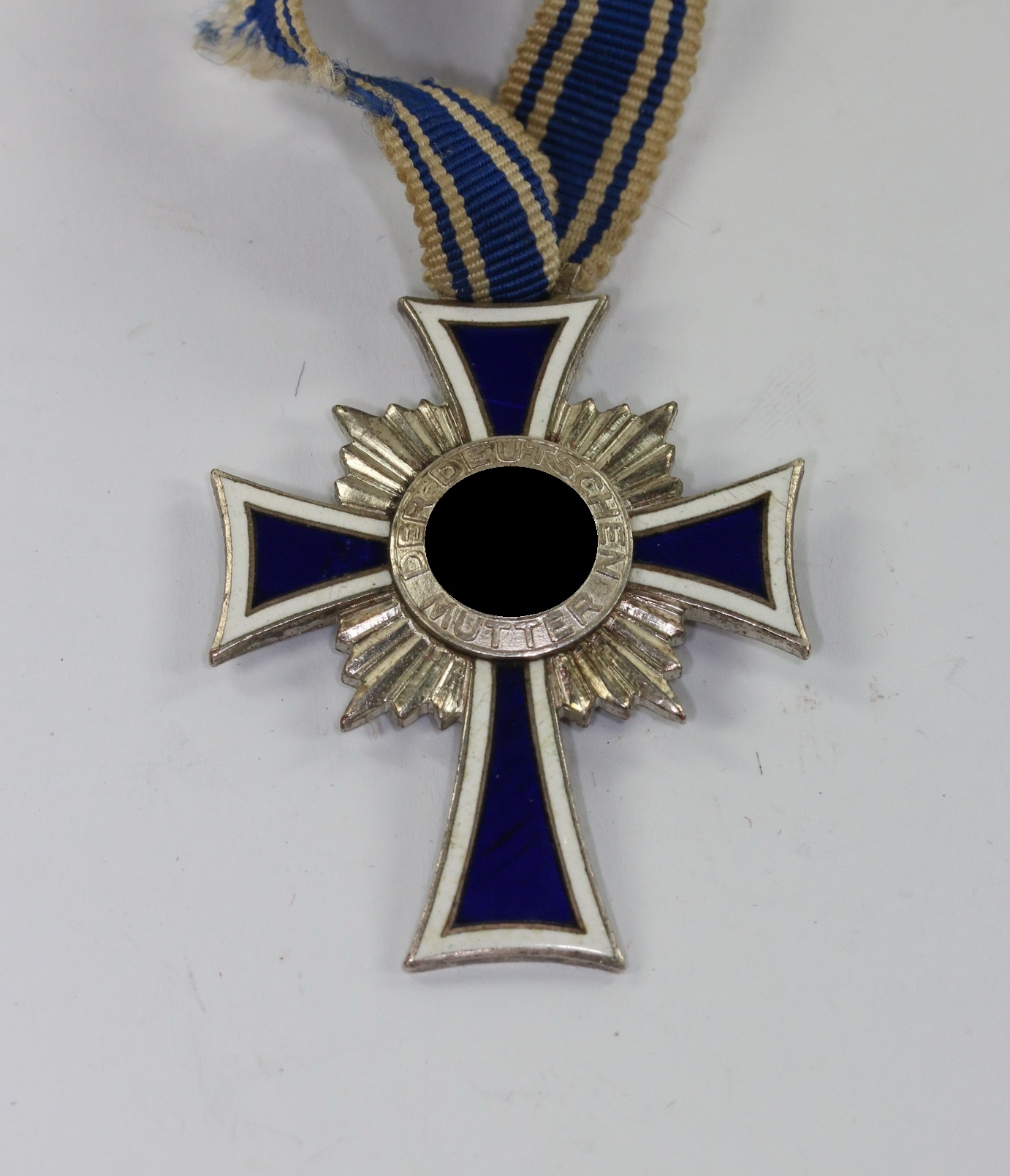 mutterkreuz_in_silber_1__1_1 Mutterkreuz in Silber – Bild 1