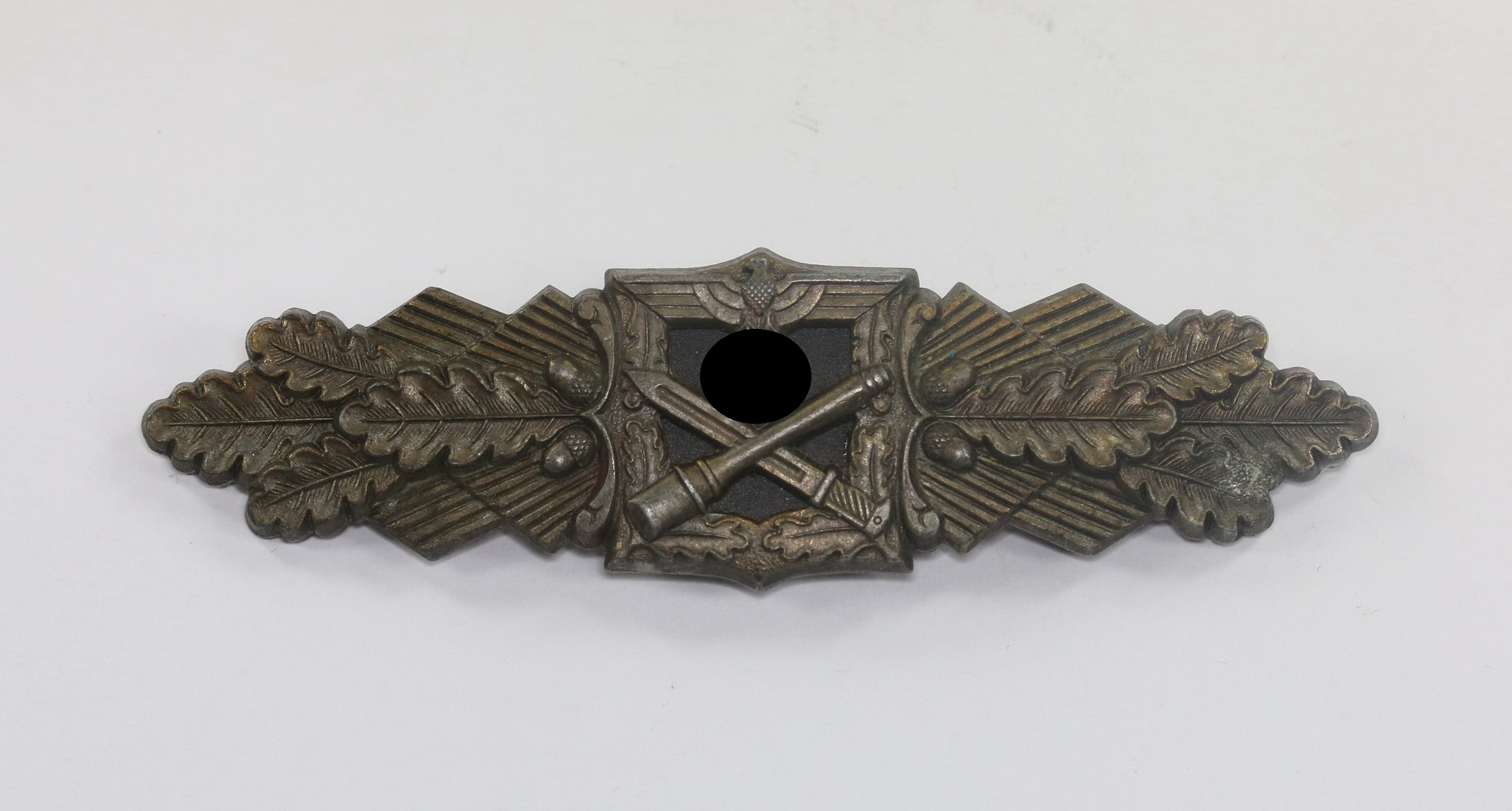 nahkampfspange_in_bronze_hst Nahkampfspange in Bronze, Hst. F&BL (Funcke & Brüninghaus, Lüdenscheid) – Bild 1