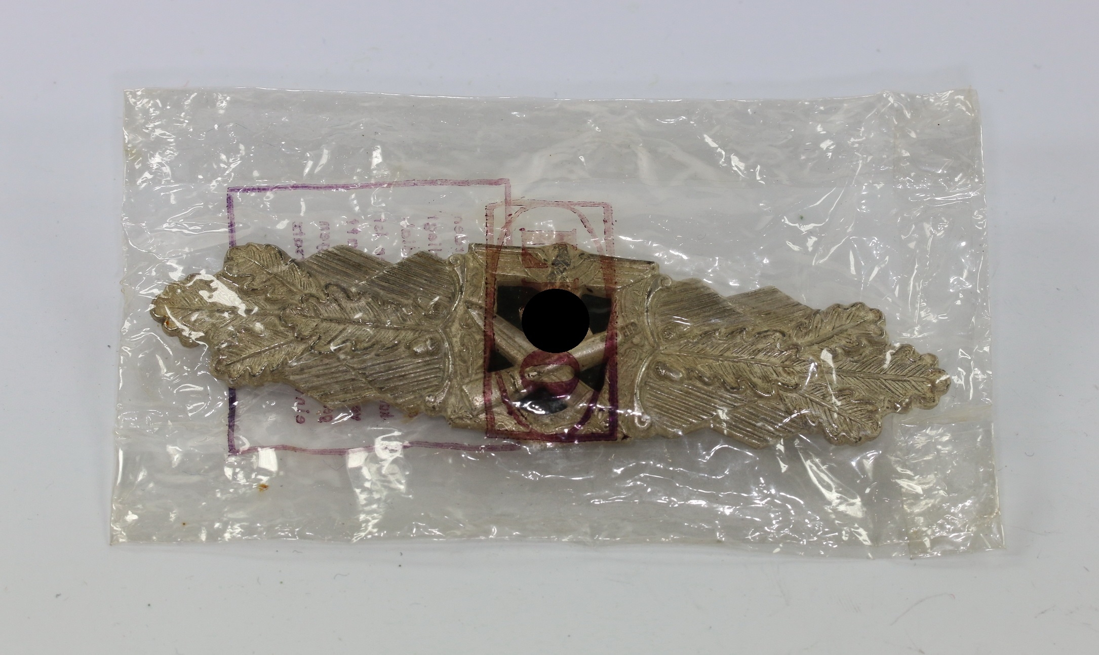 Nahkampfspange in Silber, Hst. R.S., im LDO Verkaufstüte – Bild 1