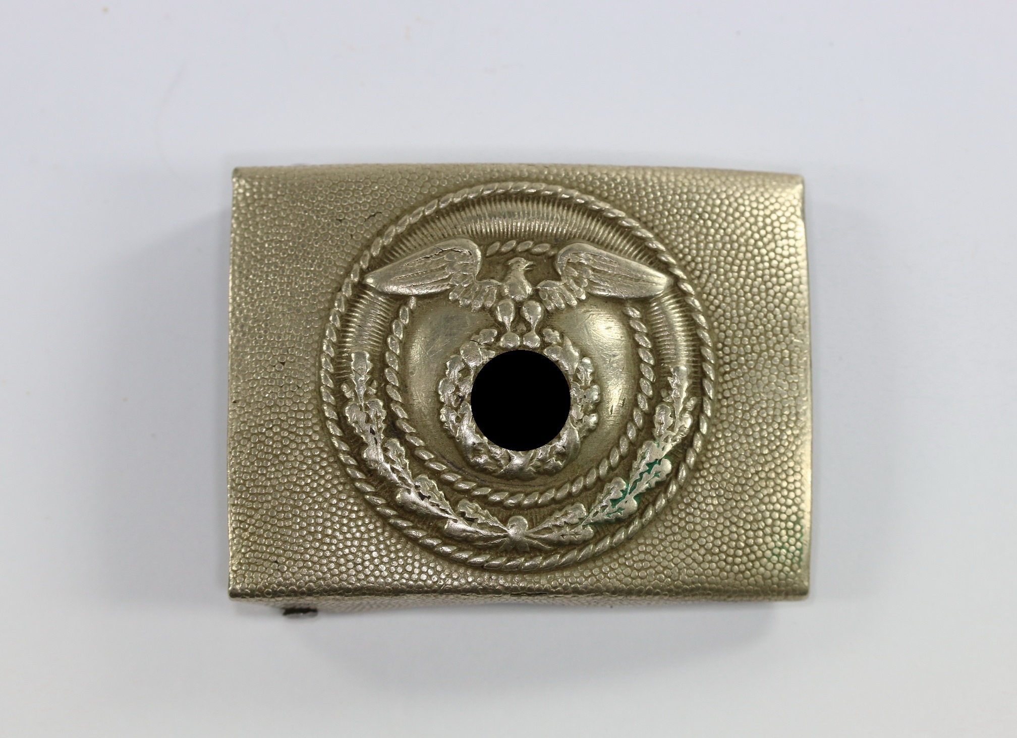 Nationalsozialistische Kraftfahrkorps (NSKK), Koppelschloß für Angehörige der Motorschulen, mit Hersteller – Bild 1