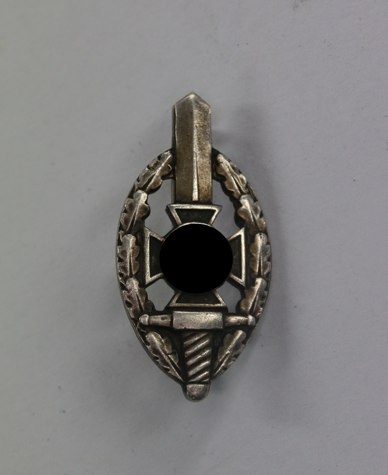  Nationalsozialistische Kriegsopferversorgung (NSKOV), Mitgliedsabzeichen, Hst. RZM M1  52 – Bild 1