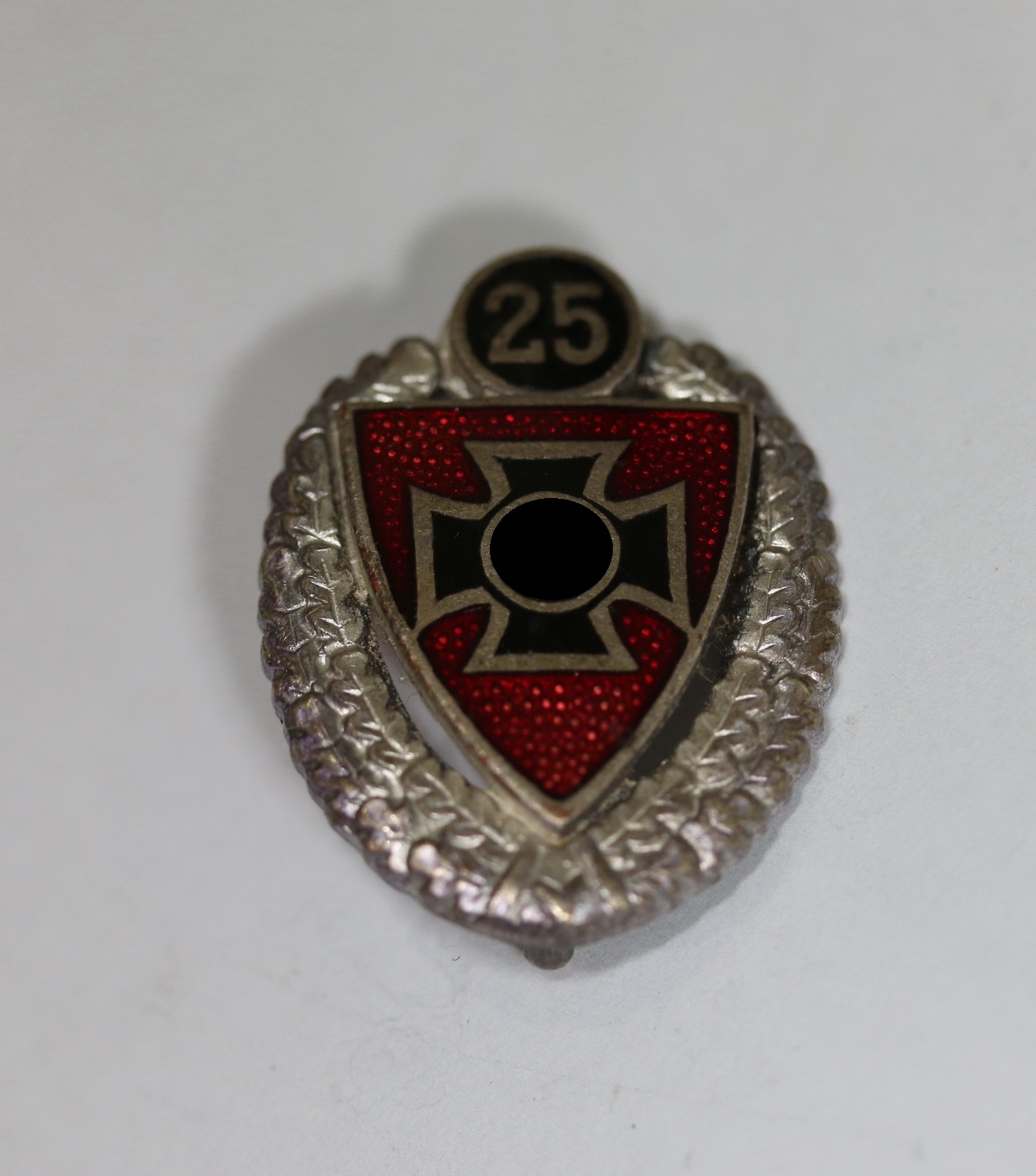 nationalsozialistischer_reichskriegerbund_nsrkb_silberne_ehrennadel_f_r_25_j_hrige_mitgliedschaft_1__1 Nationalsozialistischer Reichskriegerbund (NSRKB) Silberne Ehrennadel für 25 jährige Mitgliedschaft – Bild 1