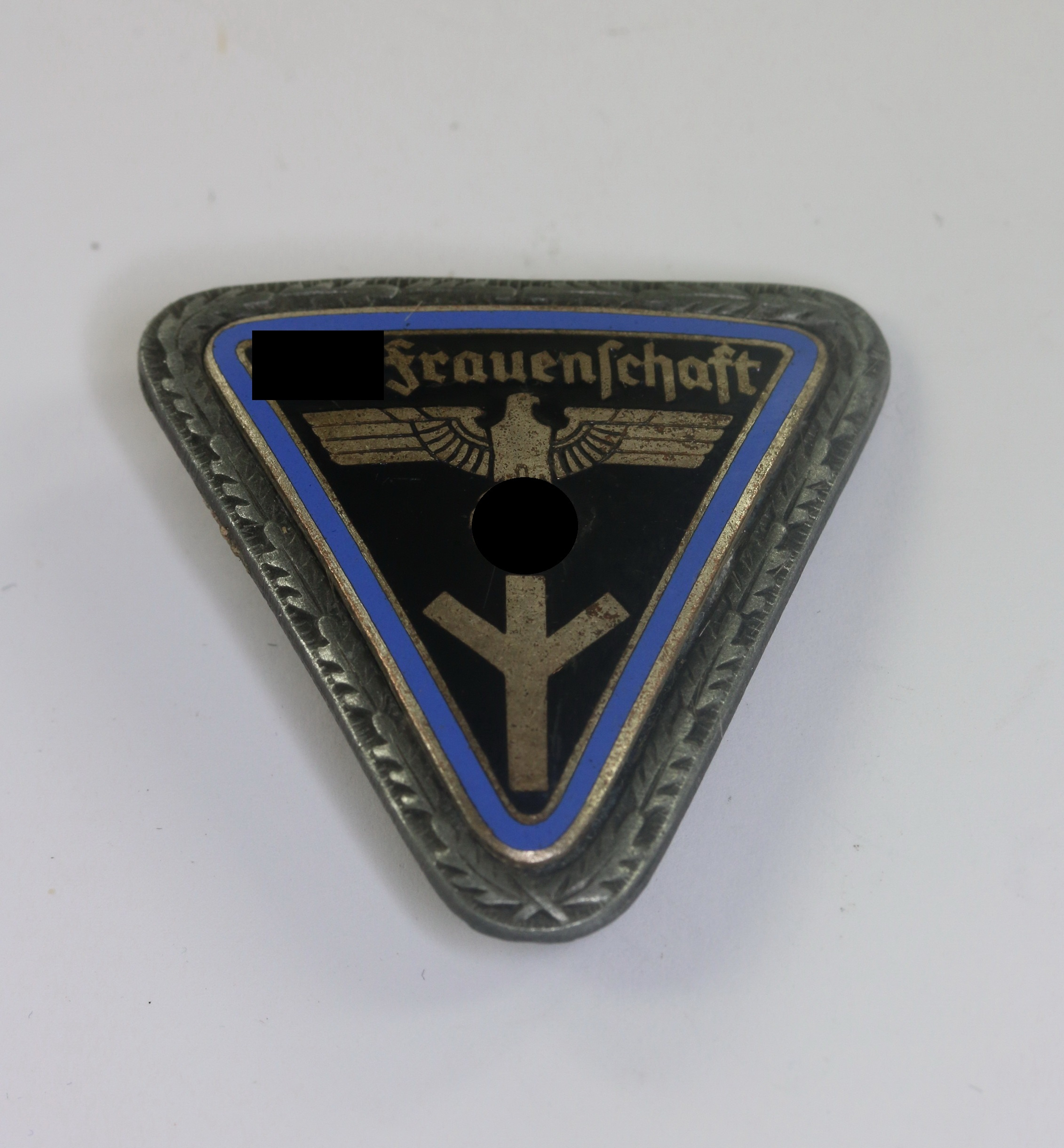 NS Frauenschaft, Ortsfrauenschaftlerin (Eichenlaub Rand), Hst. RZM M1/120 (Wilhelm Deumer, Lüdenscheid) – Bild 1