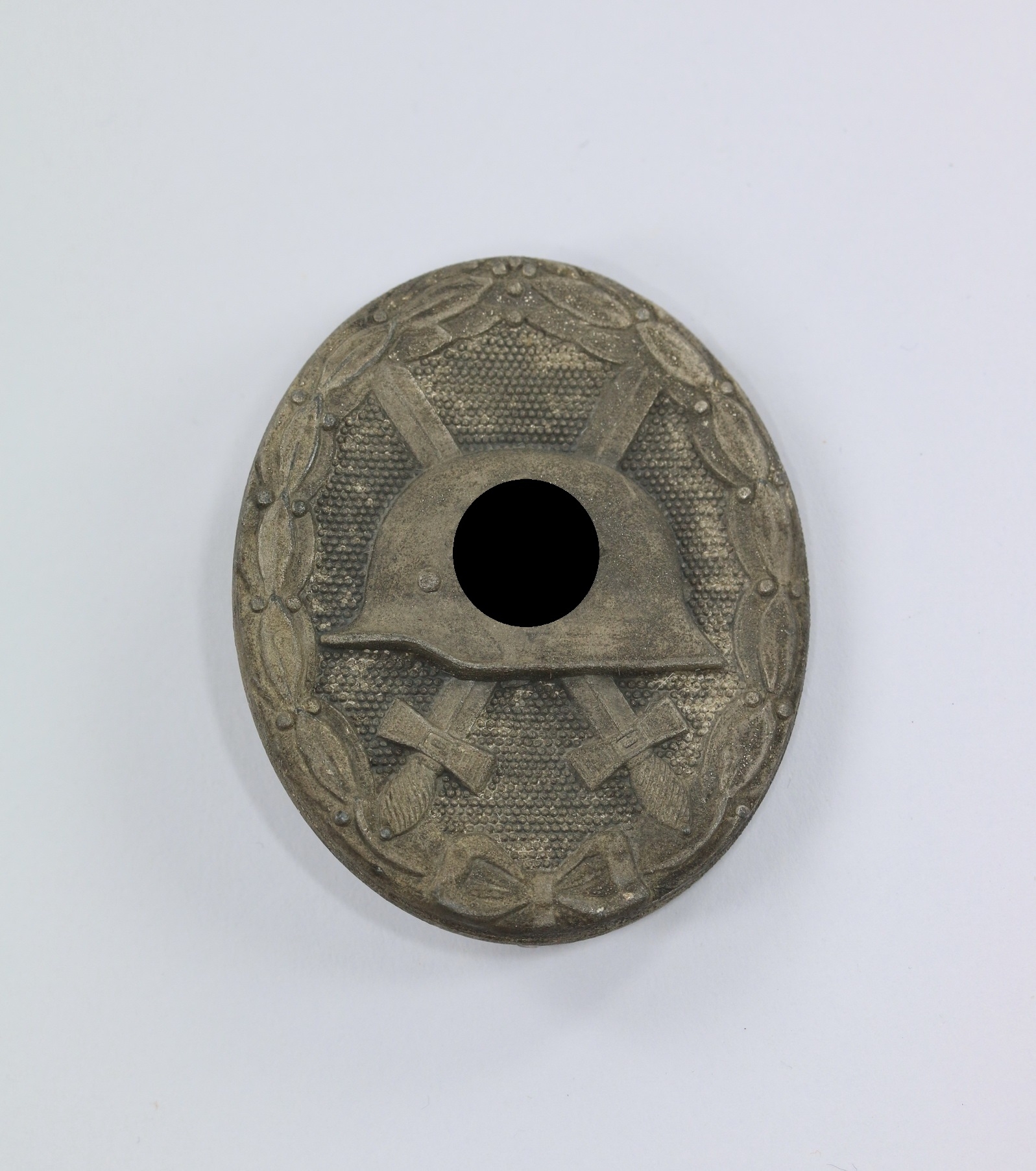 Verwundetenabzeichen in Silber, Hst. 30 – Bild 1