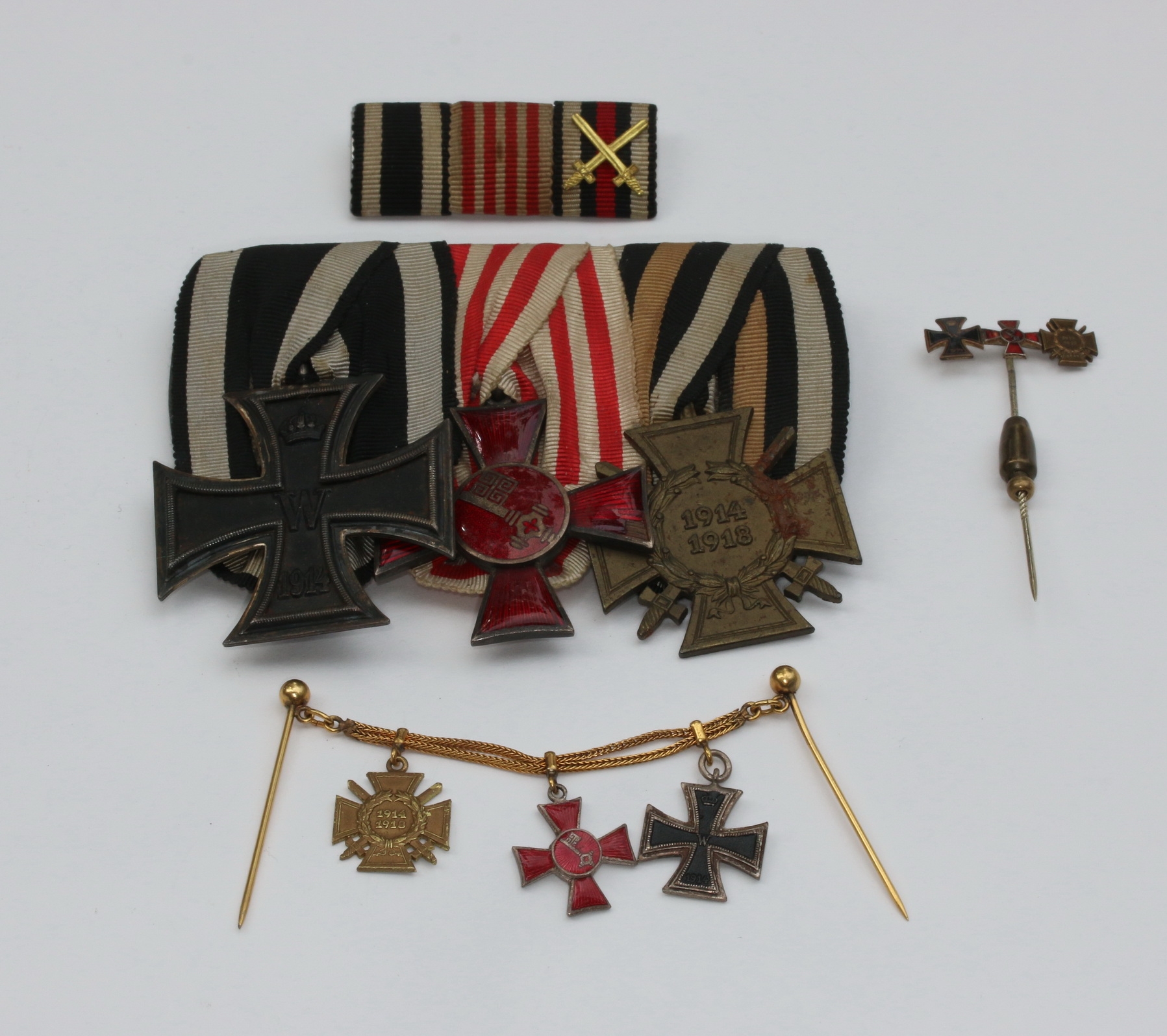 ordenschnalle_3x_mit_feldspange_miniatur_und_kette_1_ Ordenschnalle 3X, mit Feldspange, Miniatur und Kette – Bild 1