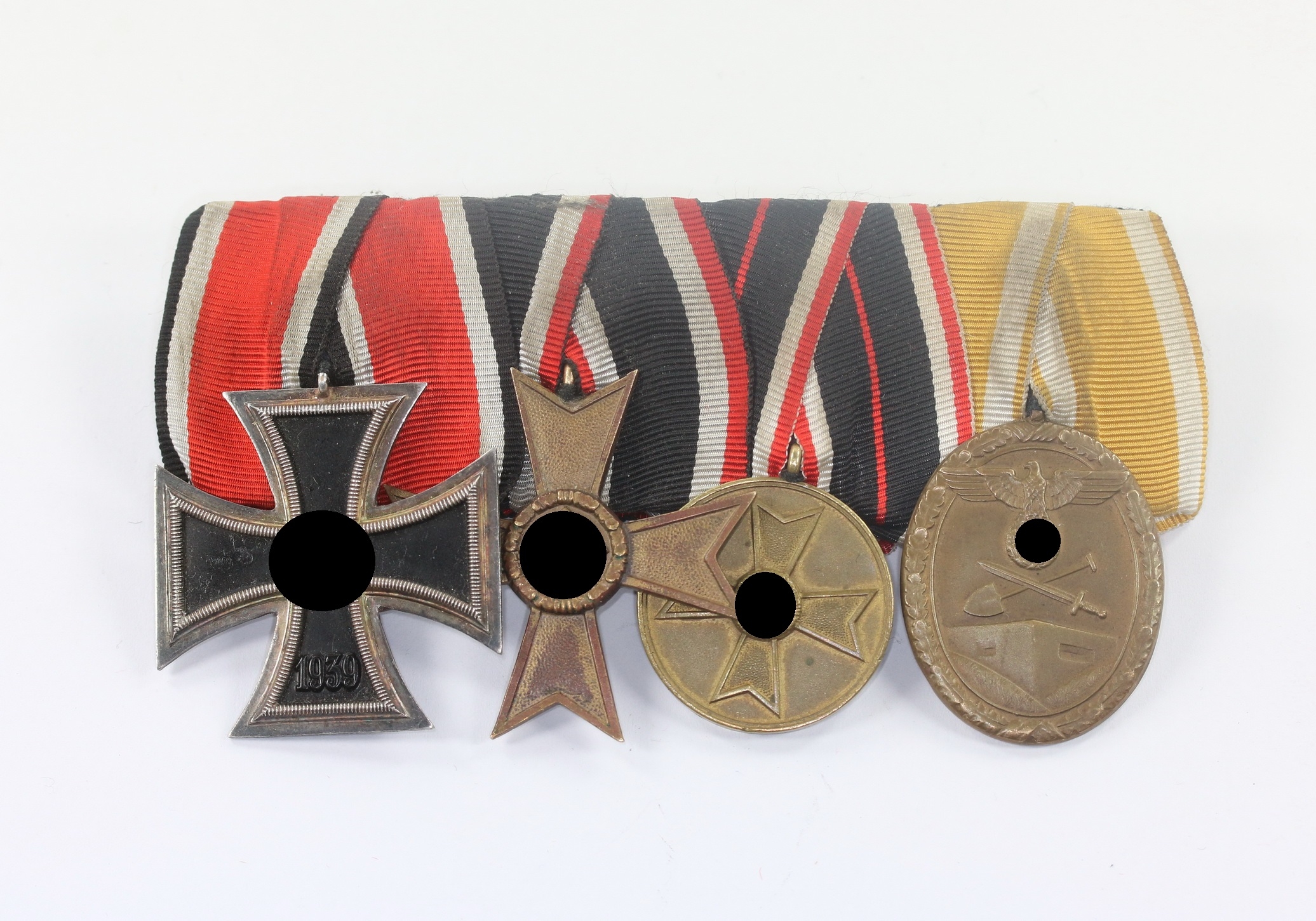 ordensschnalle_4x_1__1_2 Ordensschnalle 4X – Bild 1