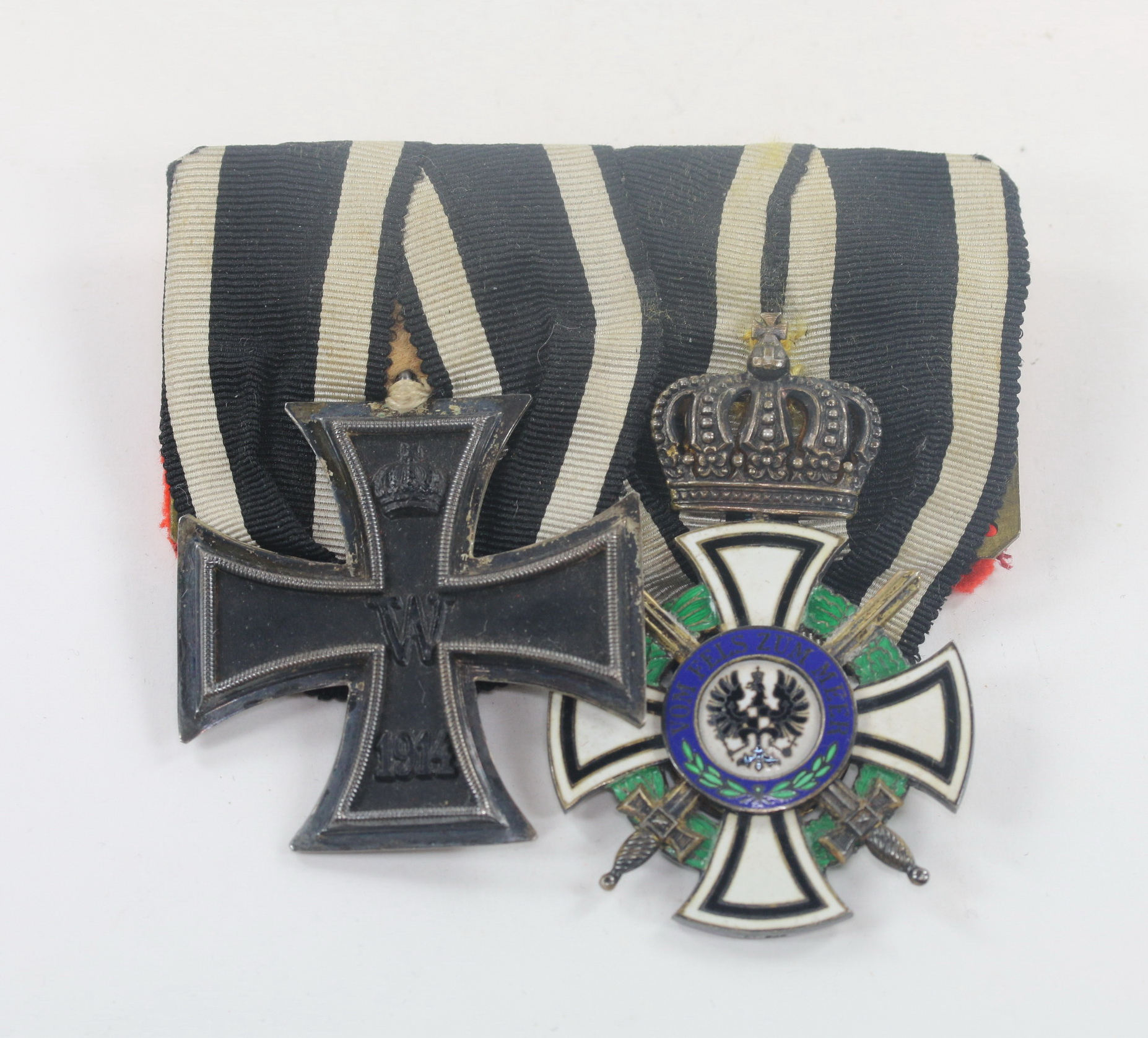 Ordensschnalle EK-2 1914, königlicher Hausorden von Hohenzollern, L. Lemcke Kgl. Hoflieferant Berlin C. Grünstr. 24 – Bild 1