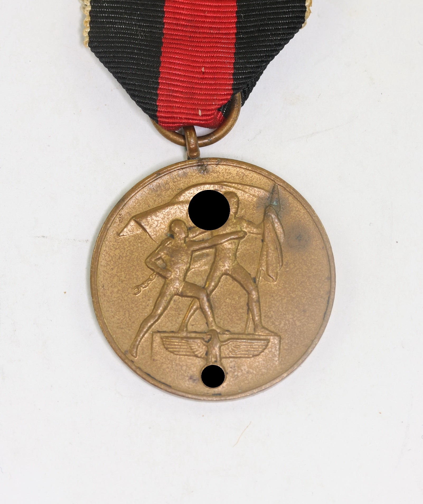 Anschlußmedaille Sudetenland (1. Oktober 1938), Ein Volk ein Reich ein Führer – Bild 1