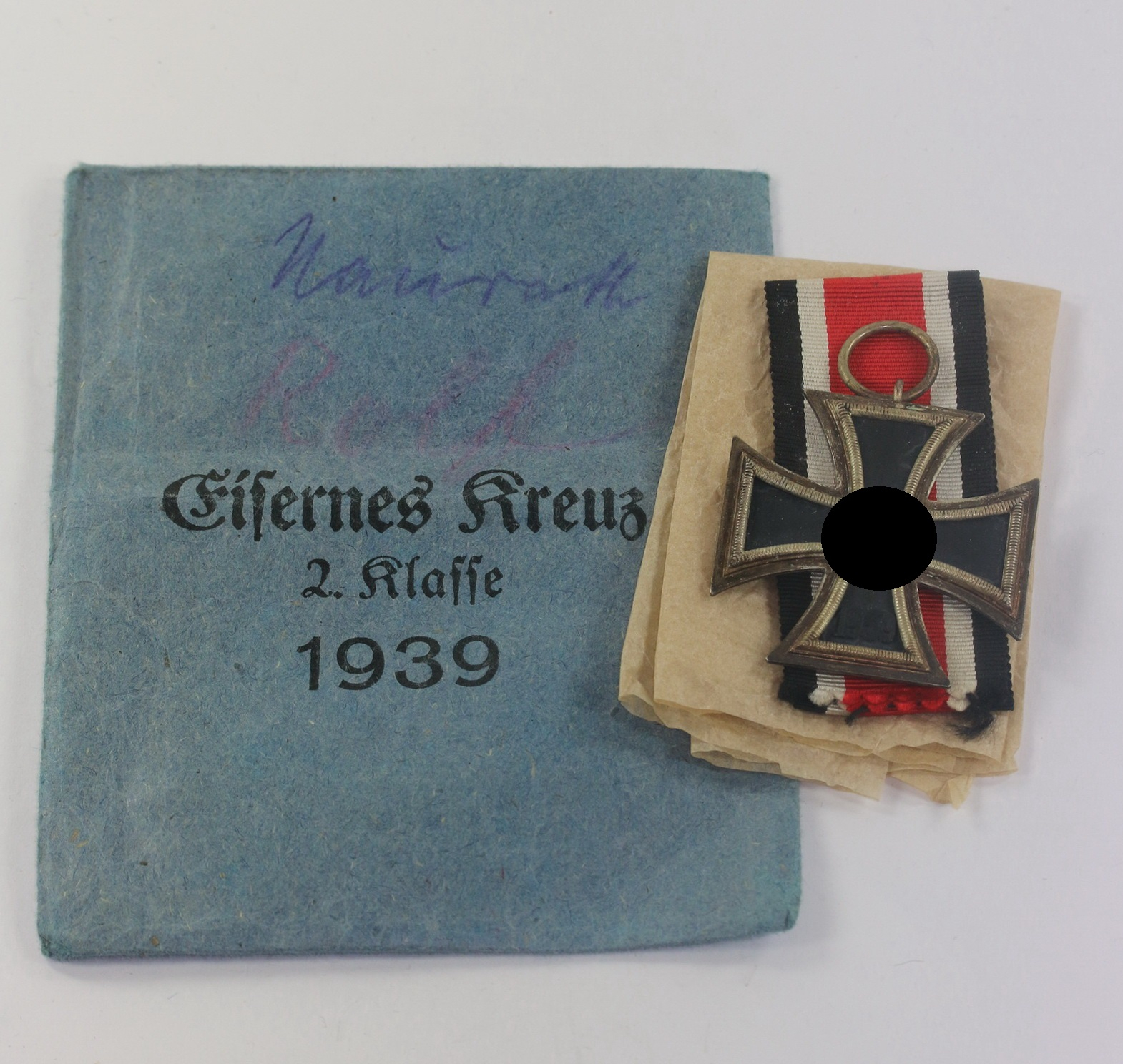  Eisernes Kreuz 2. Klasse 1939, Hst. 65, in Verleihungstüte Klein & Quenzer AG Oberstein – Bild 1
