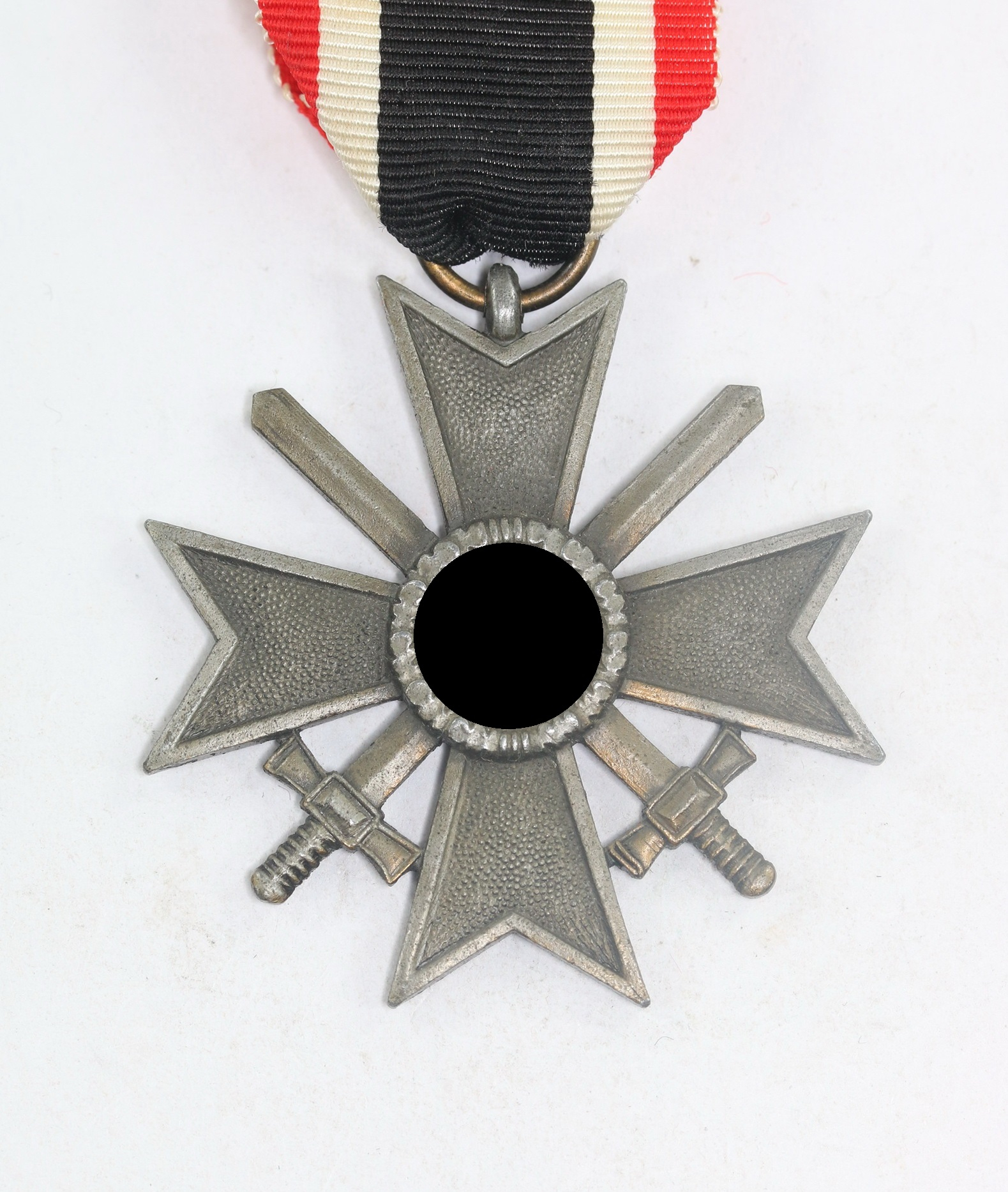 Kriegsverdienstkreuz 2. Klasse mit Schwertern, ohne Hersteller (Zink) – Bild 1