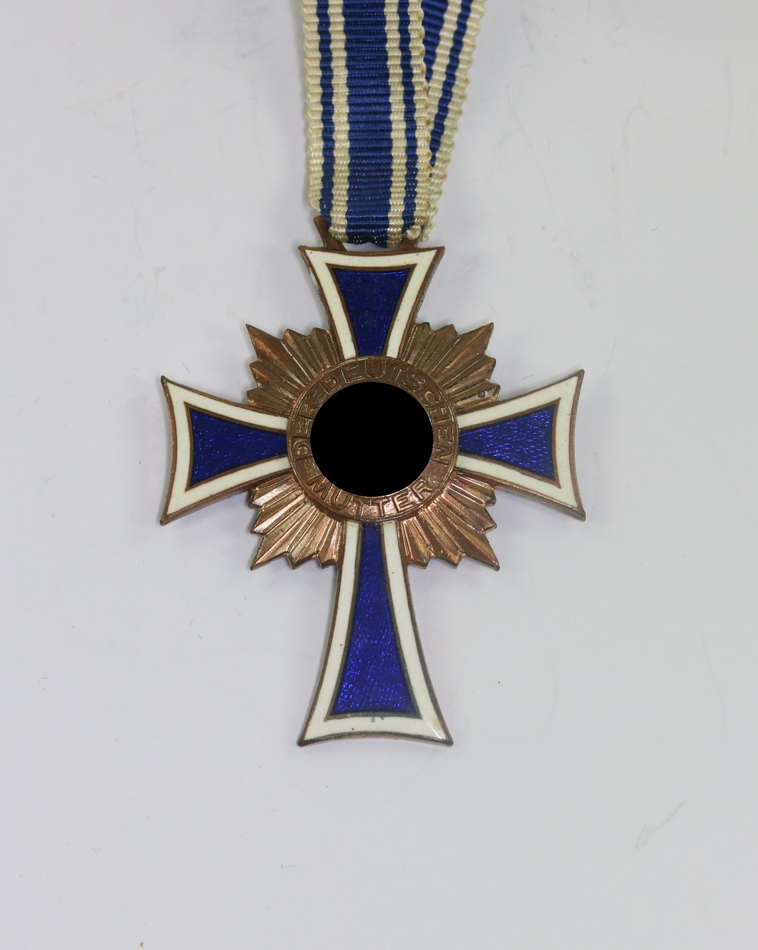 original_mutterkreuz_in_bronze_3__1 Mutterkreuz in Bronze – Bild 1