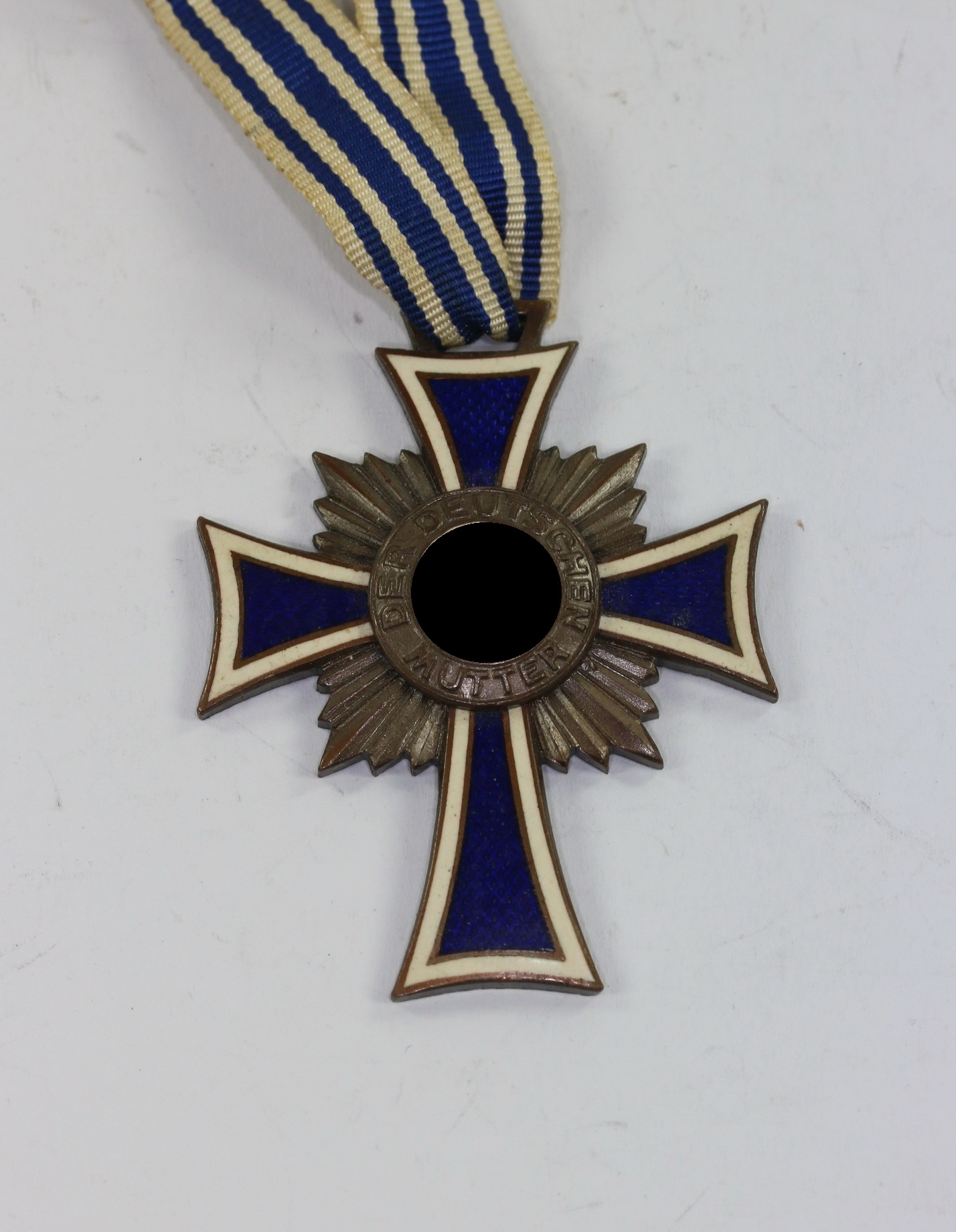 original_mutterkreuz_in_bronze_der_deutschen_mutter_1__1 Mutterkreuz in Bronze, Der Deutschen Mutter – Bild 1