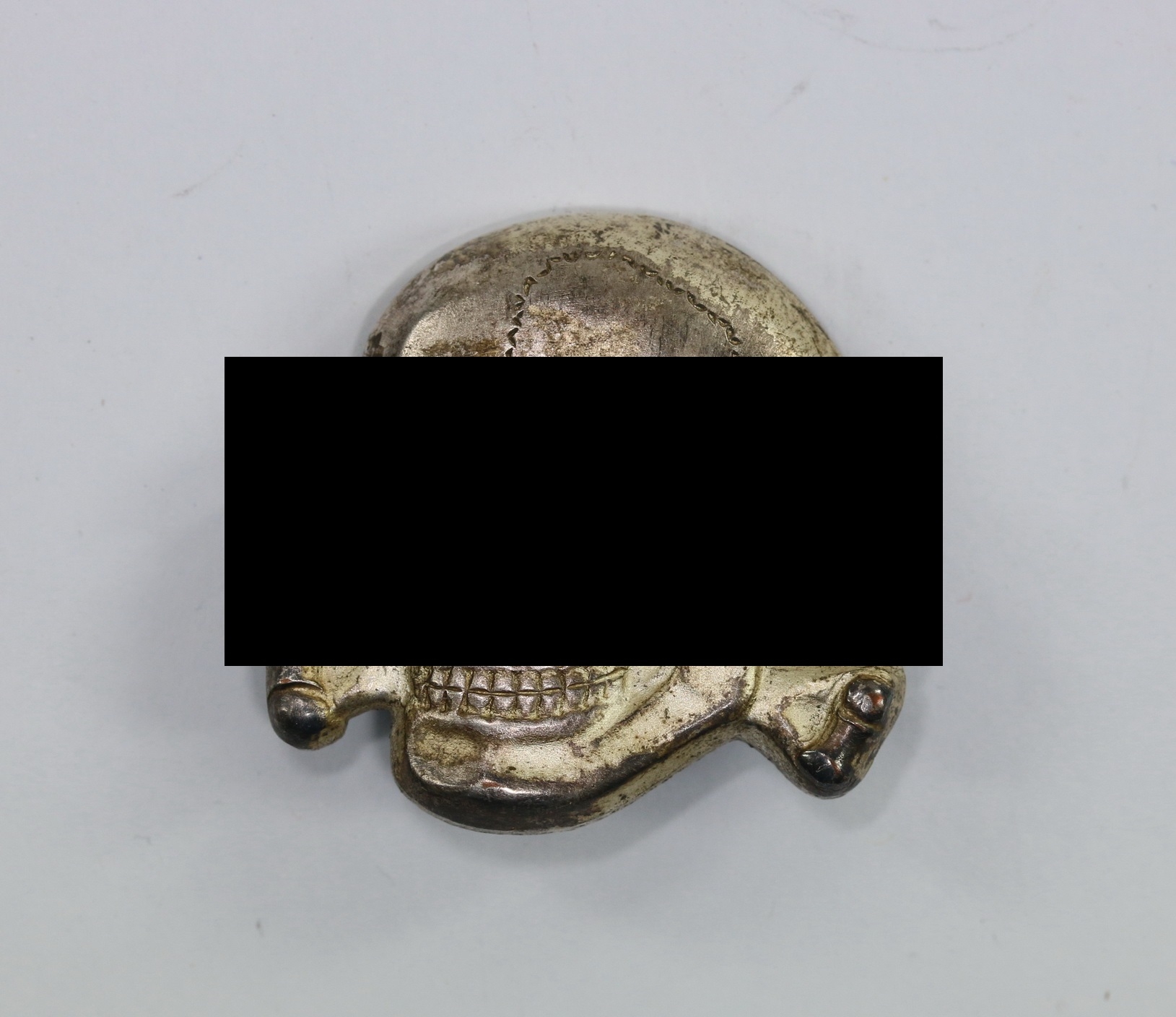 Waffen-SS, Totenkopf für die Schirmmütze, Hst, RZM 499/41, Cupal (!) – Bild 1