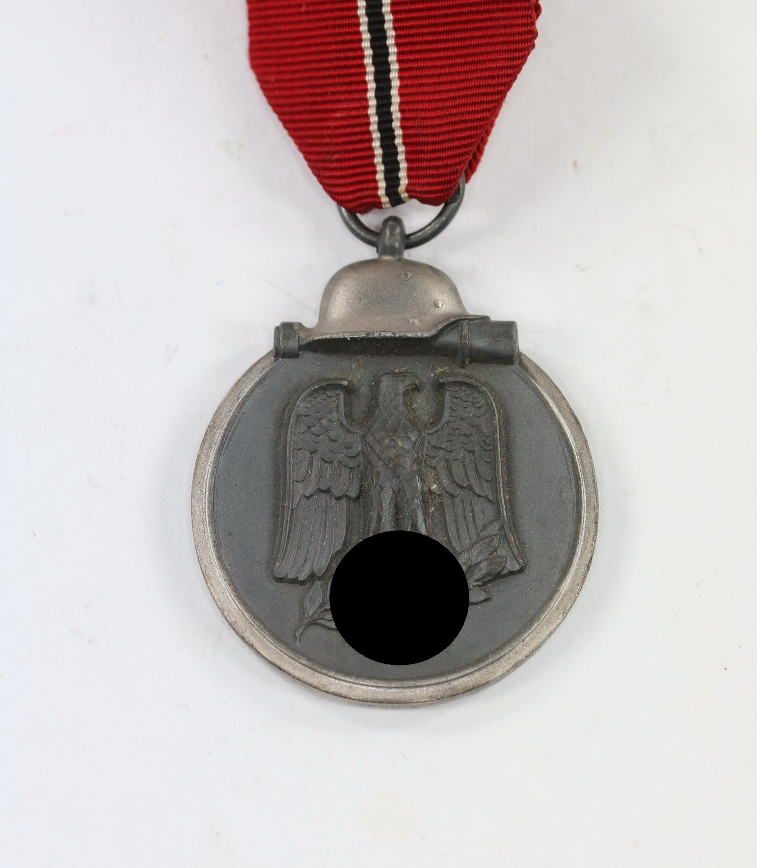 ostmedaille_hersteller_61_winterschlacht_im_osten_1941_42_1__1 Ostmedaille, Hst. 61, Winterschlacht im Osten 1941/42 – Bild 1