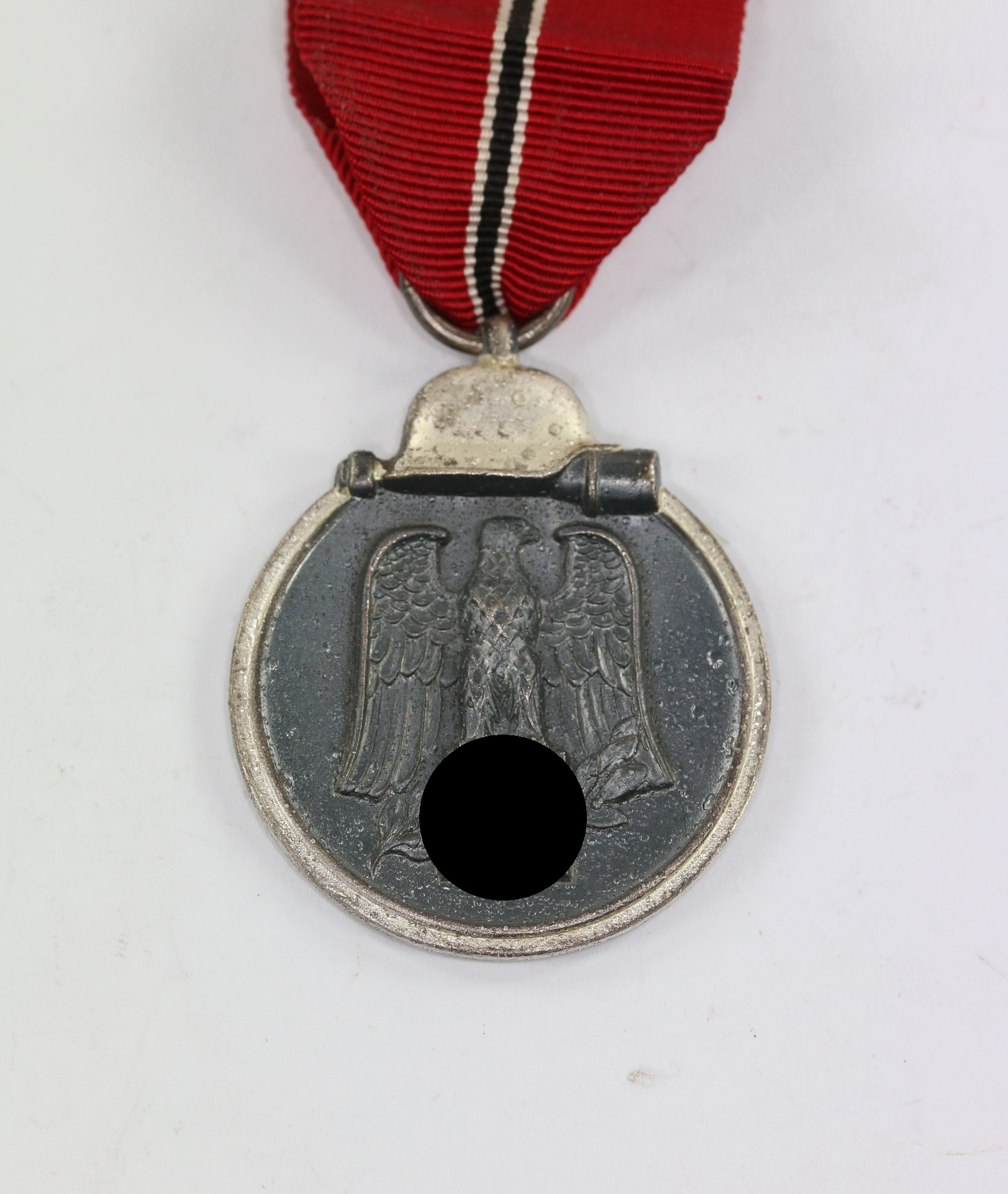 ostmedaille_hst Ostmedaille, Hst. 107, "Winterschlacht im Osten 1941/42" – Bild 1