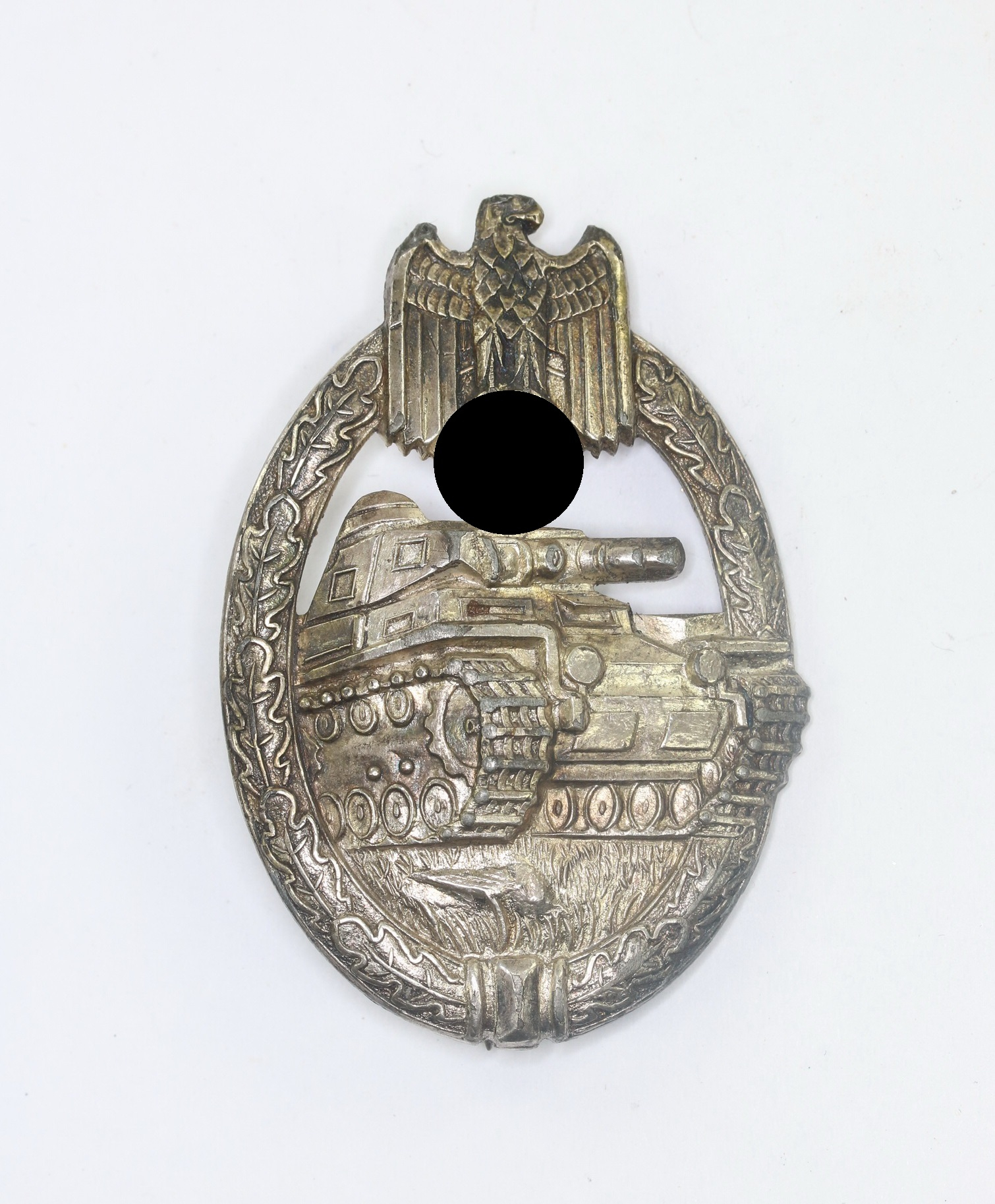 Panzerkampfabzeichen in Silber, Hst. W, massiv Zink (Karl Wurster, Markneukirchen) – Bild 1